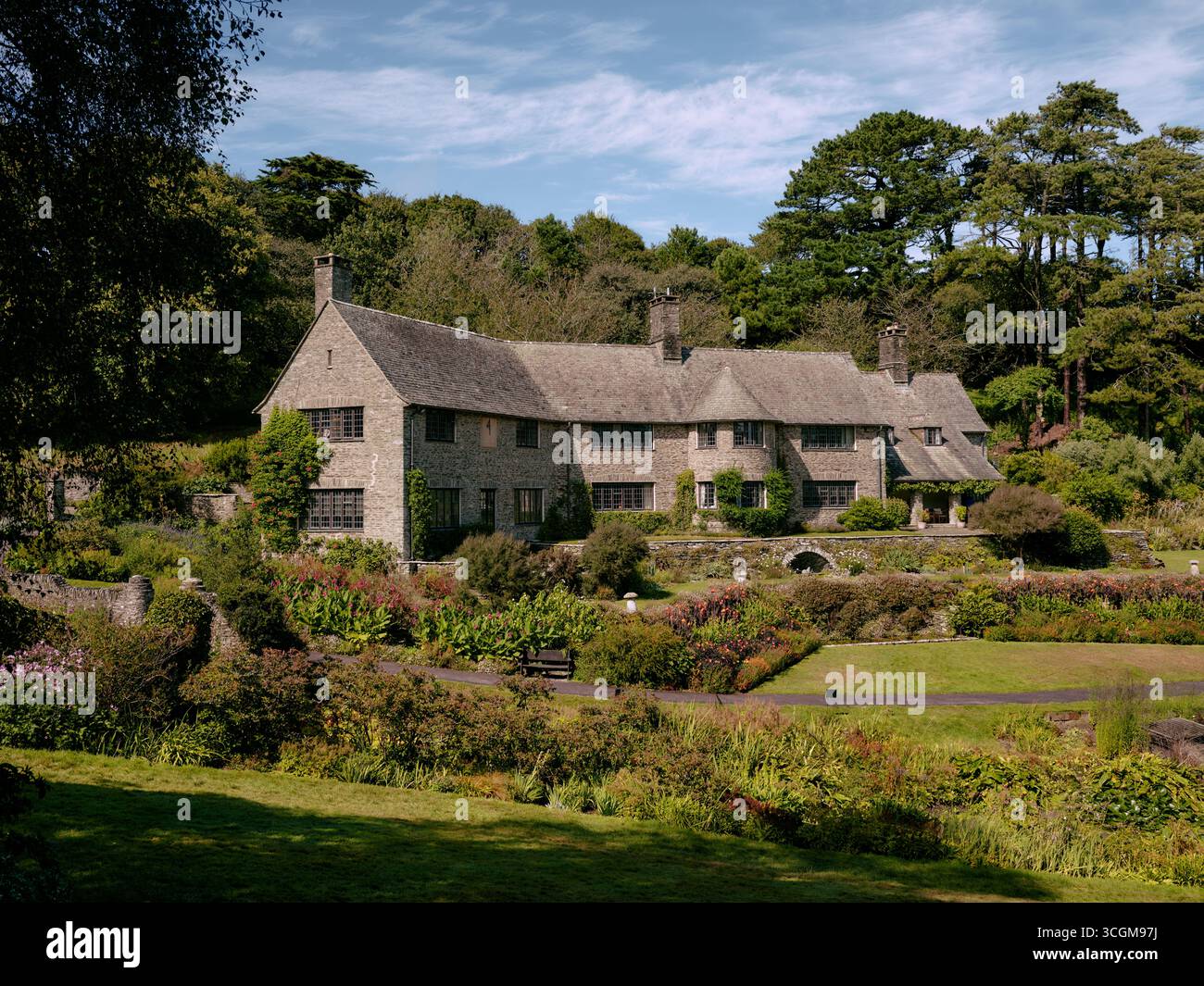 Coleton Fishacre est une propriété composée d'un jardin de 24 acres et une maison dans le style Arts and Crafts, près de Kingswear dans le Devon, England.UK Banque D'Images