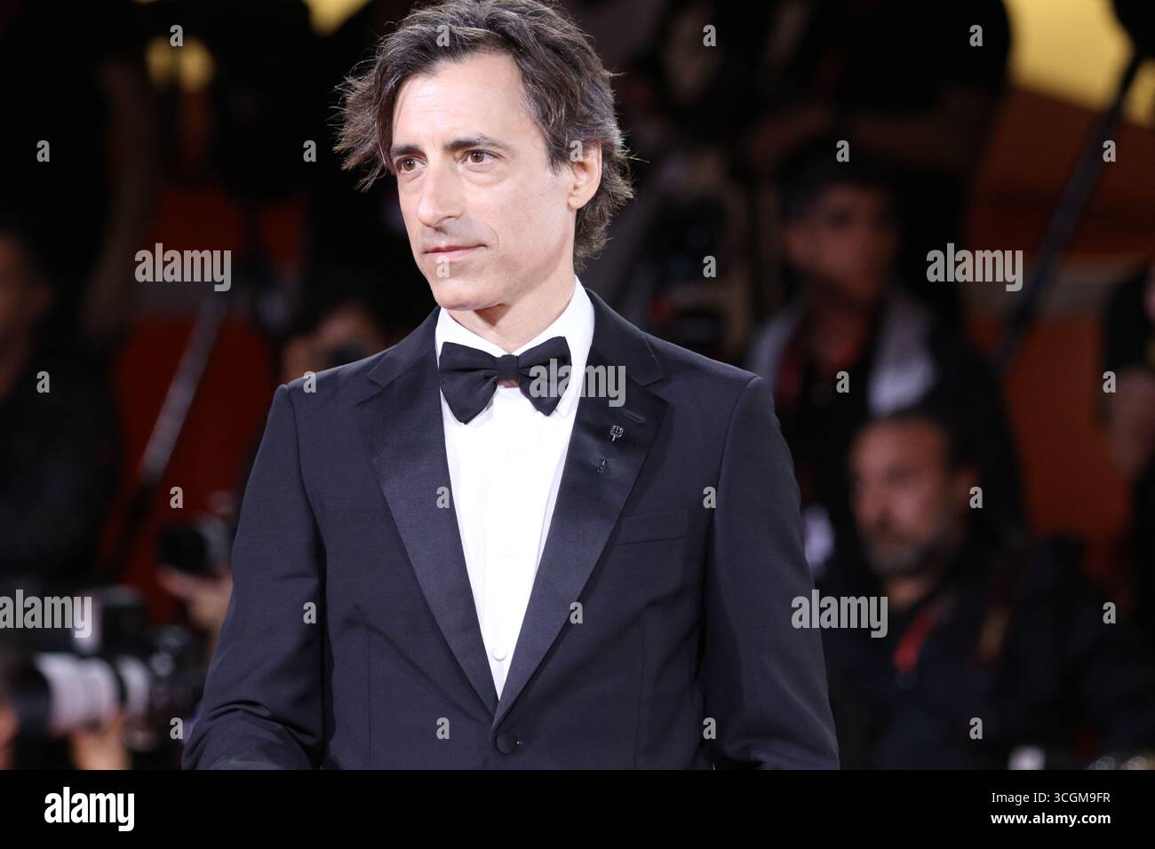 Europe, Italie, Lido di Venezia, 28 août 2025 : Noah Baumbach assiste à un tapis rouge pour le film 'Jay Kelly' lors du 82e Festival international du film de Venise le 28 août 2025, à Venise, en Italie. Photo © Ottavia Da Re/Sintesi/Alamy Live News Banque D'Images