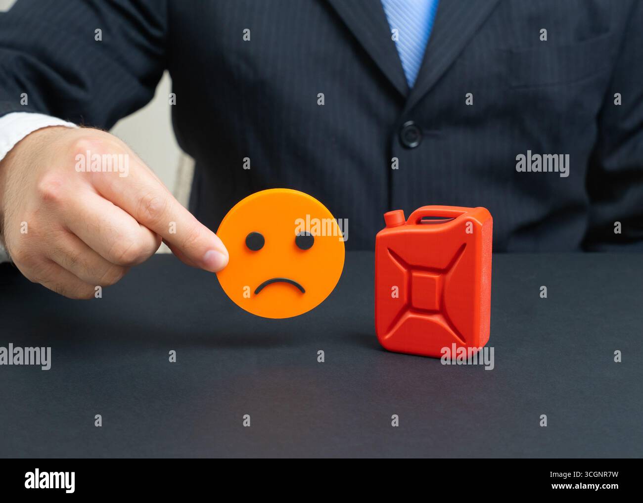 Le carburant pour les voitures cause des dommages importants à l'environnement et à la santé. Offre réduite, prix élevés et pénuries, crise énergétique, dépendance au pétrole, sondage Banque D'Images