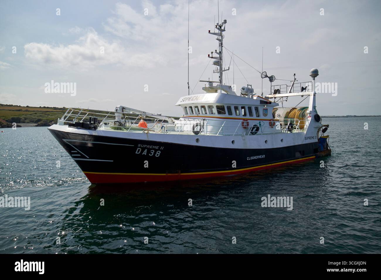 chalutier bateau de pêche superme ii dans clogherhead port oriel port county louth république d'irlande Banque D'Images