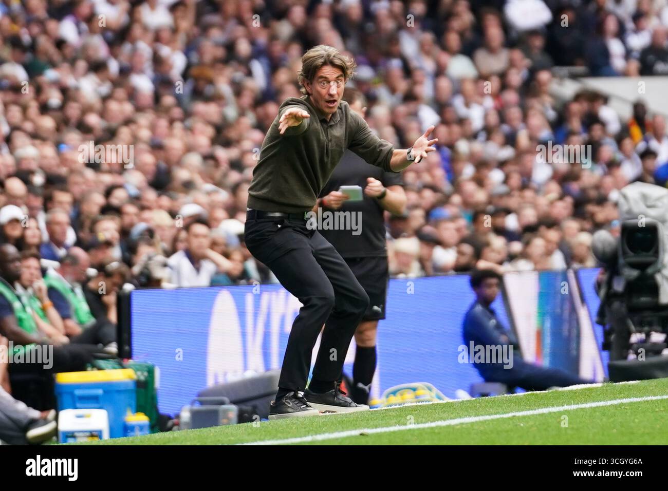 Londres, Royaume-Uni. 30 août 2025. Thomas Frank, manager de Tottenham Hotspur lors du match de Tottenham Hotspur FC contre Bournemouth FC English premier League au Tottenham Hotspur Stadium, Londres, Angleterre, Royaume-Uni le 30 août 2025 crédit : Dylan Hepworth/Every second Media crédit : Every second Media/Alamy Live News Banque D'Images
