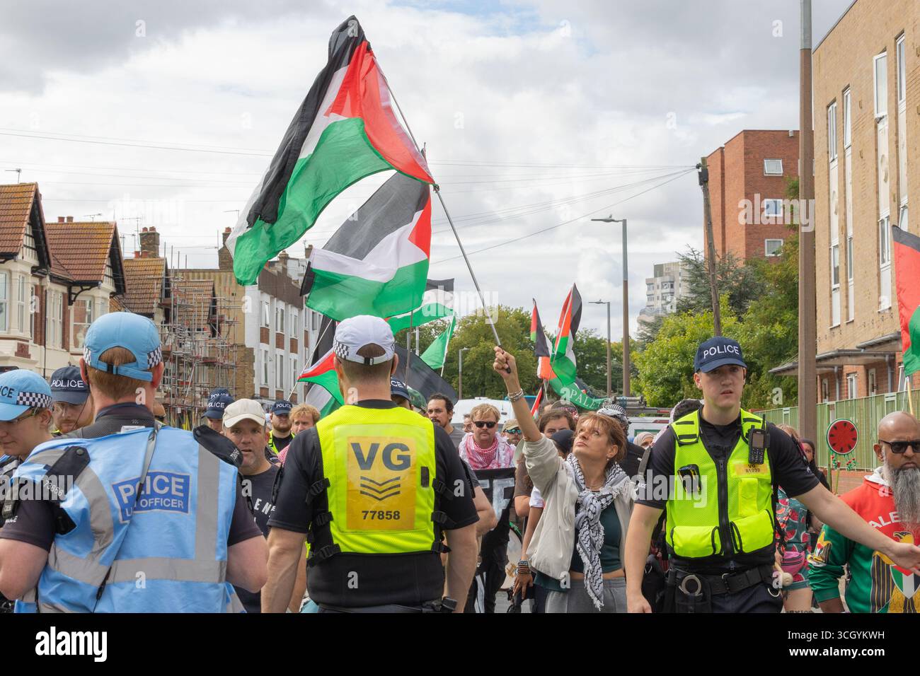 Southend on Sea, Royaume-Uni. 30 août 2025. marche de manifestation et protestation contre la guerre en cours en Palestine et à Gazza. Des zones d'exclusion ont été mises en place par la police de l'Essex avec des restrictions prévoyant un itinéraire spécifique que la manifestation doit suivre. Penelope Barritt/Alamy Live News Banque D'Images