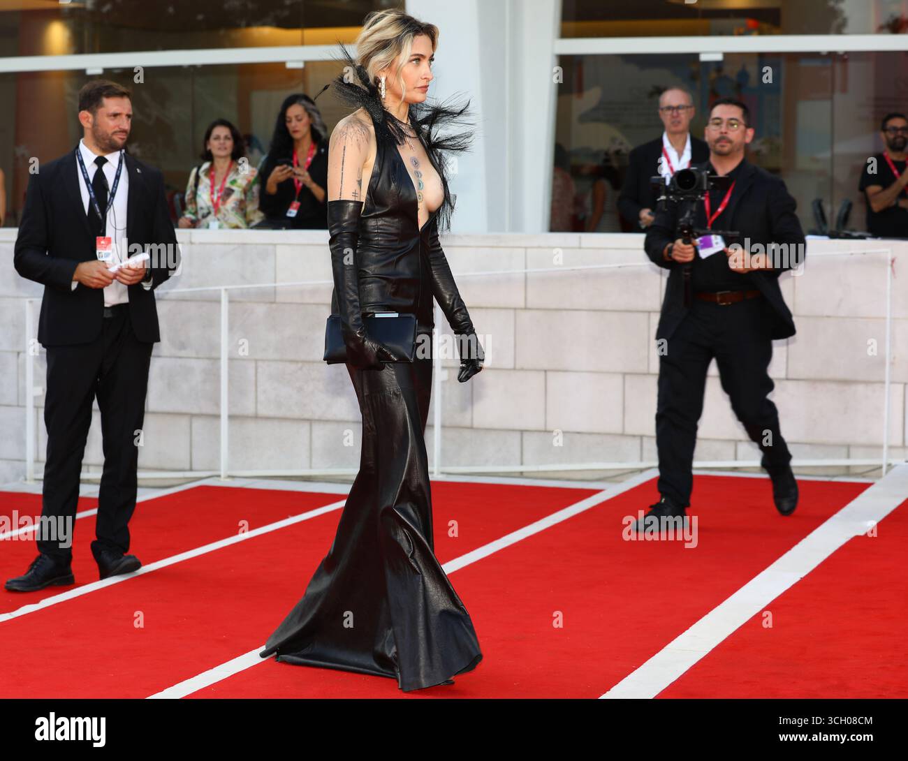 30 août 2025, Venise, Vénétie, Italie : PARIS JACKSON sur le tapis rouge pour la première projection de 'Frankenstein' au 82ème Festival du film de Venise au Lido de Venise, Italie. (Crédit image : © Mickael Chavet/ZUMA Press Wire) USAGE ÉDITORIAL SEULEMENT ! Non destiné à UN USAGE commercial ! Banque D'Images