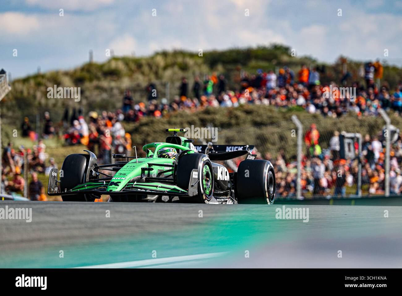 Gabriel Bortoleto (BRA) participe à F1 Team Sauber le vendredi, jour2, du Grand Prix de F1 Heineken 2025, Zandvoort, les Nederlands, du 28 au 31 août - Round 15 du 24 du Championnat du monde F1 2025 Banque D'Images