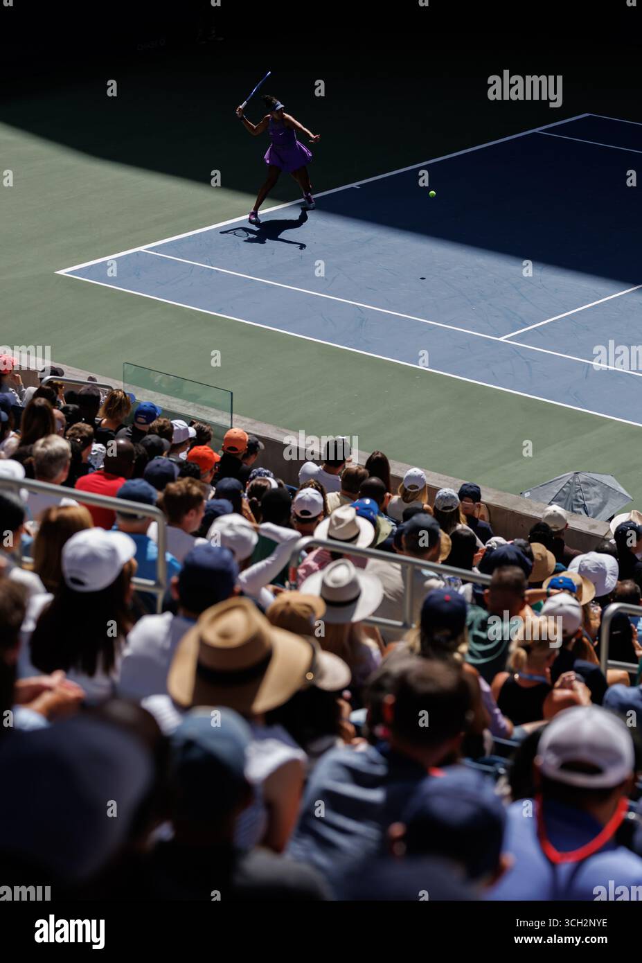 Queens, États-Unis. 30 août 2025. Queens, New York. 30 août 2025 : Naomi Osaka (JPN) lors de l'US Open 2025. Crédit : Corleve/Alamy Live News Banque D'Images