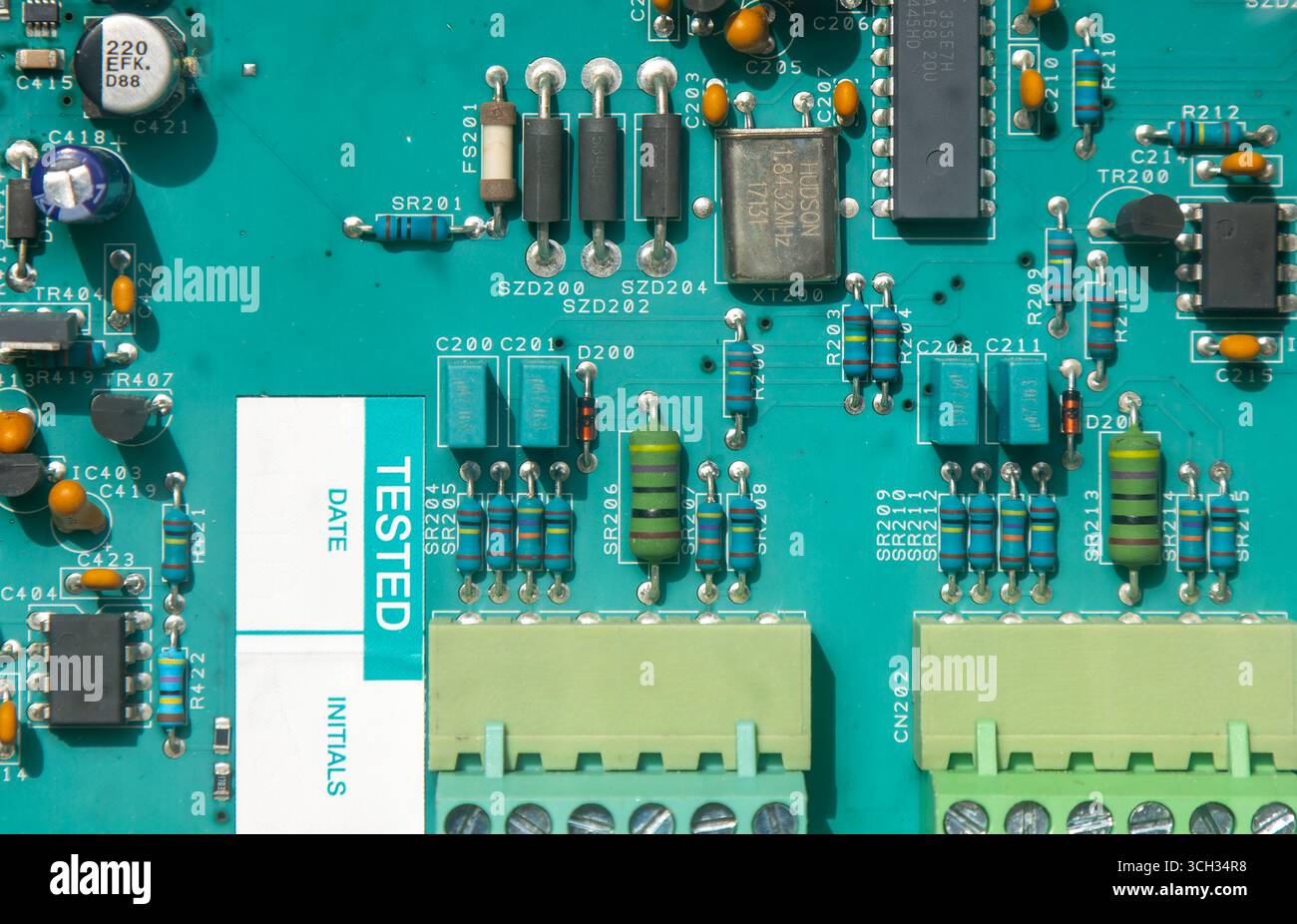Carte de circuit électrique du système de sécurité solaire d'alarme de séparateur solaire, Woodbridge, Suffolk, Angleterre, Royaume-Uni Banque D'Images