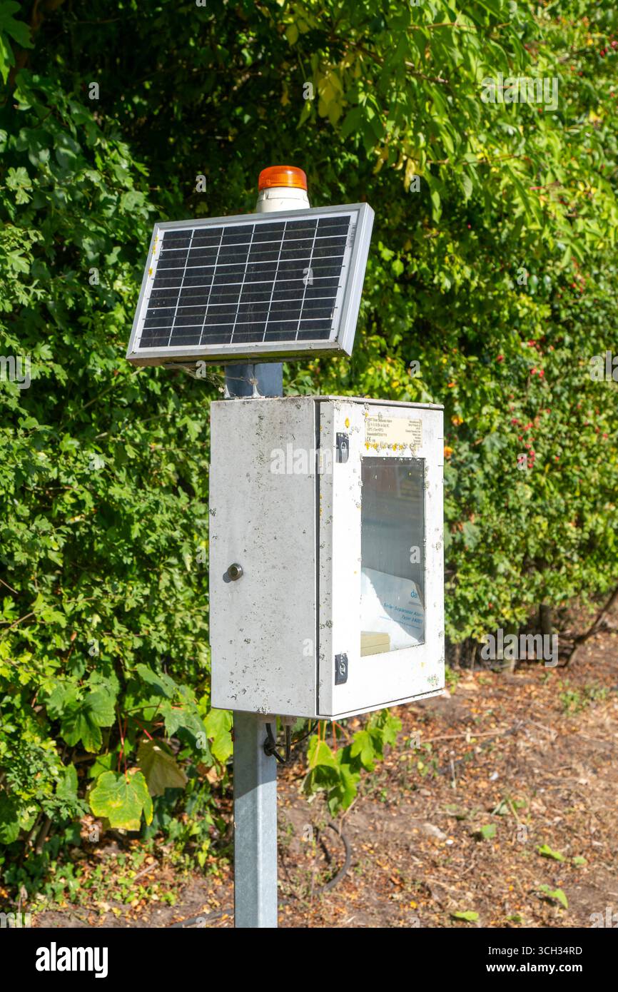 Système de sécurité solaire d'alarme de séparateur, Woodbridge, Suffolk, Angleterre, Royaume-Uni fabriqué par Darcy Products Ltd Banque D'Images
