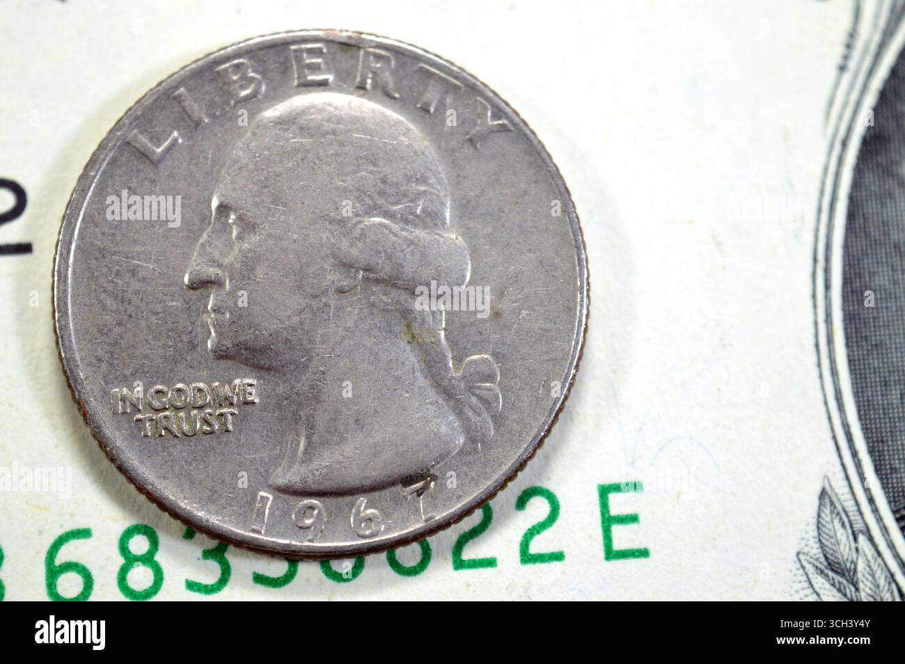 Face avers de Washington Quarter dollar 25c pièce de vingt-cinq cents américains, présente le portrait dans le profil gauche de George Washington, le premier P. Banque D'Images