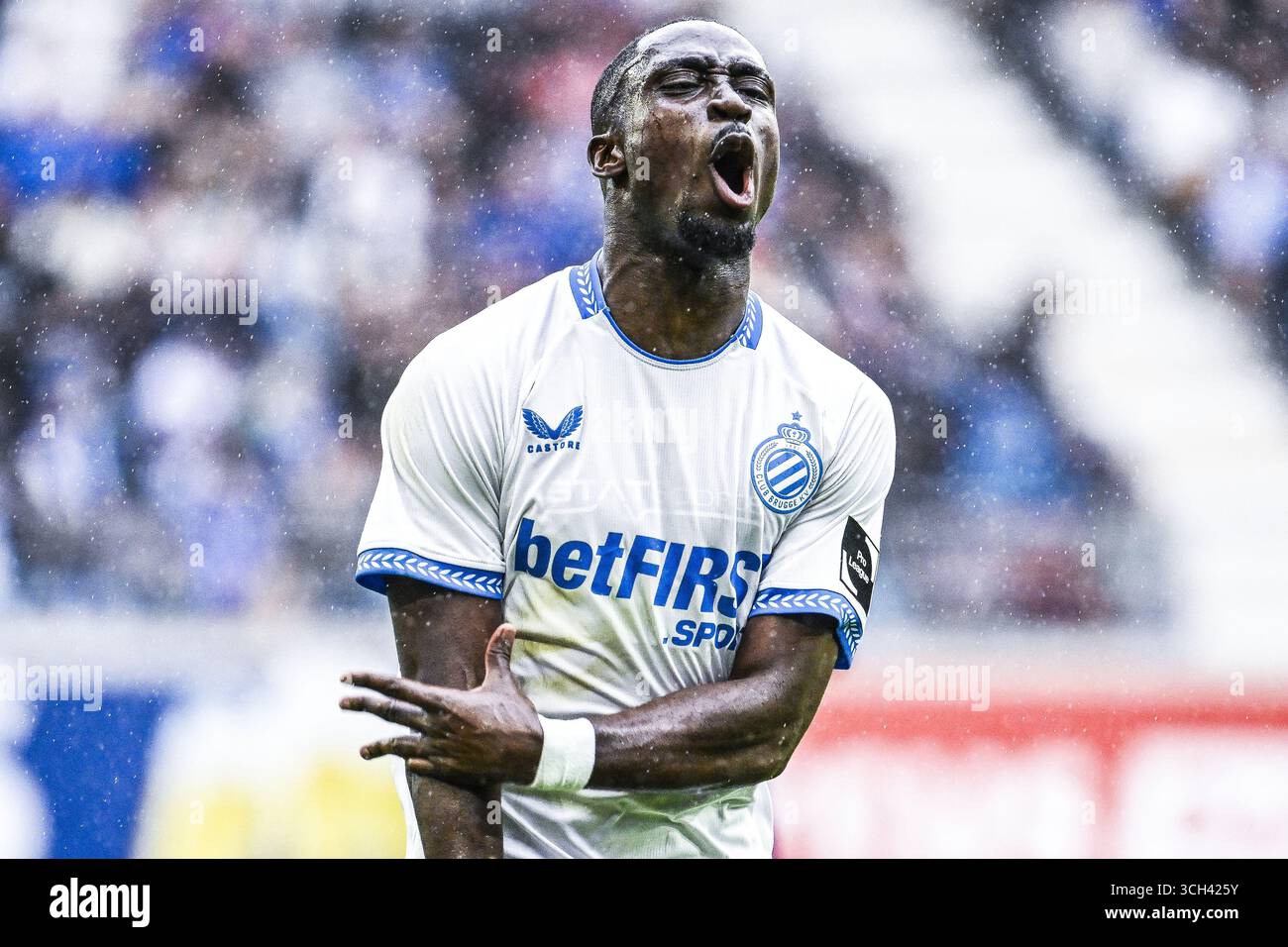 Gand, Belgique. 31 août 2025. Carlos Forbs du Club réagit lors d'un match de football entre KAA Gent et Club Bruges, dimanche 31 août 2025 à Gand, le jour 6 de la première division 'Jupiler Pro League' 2025-2026 du championnat belge. BELGA PHOTO TOM GOYVAERTS crédit : Belga News Agency/Alamy Live News Banque D'Images