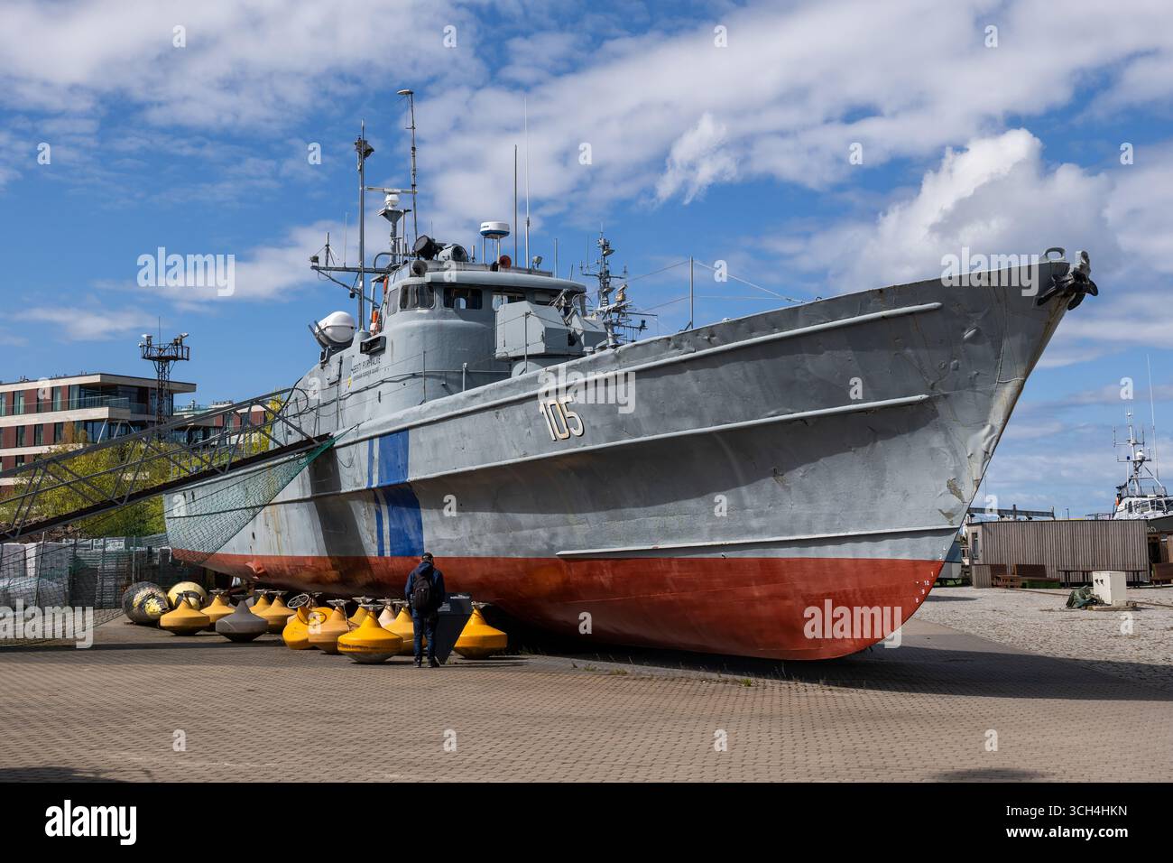 Patrouilleur PVL-105 Torm, navire de classe Storm utilisé par les garde-frontières estoniens, exposition du Musée maritime estonien à Tallinn, Estonie. Banque D'Images