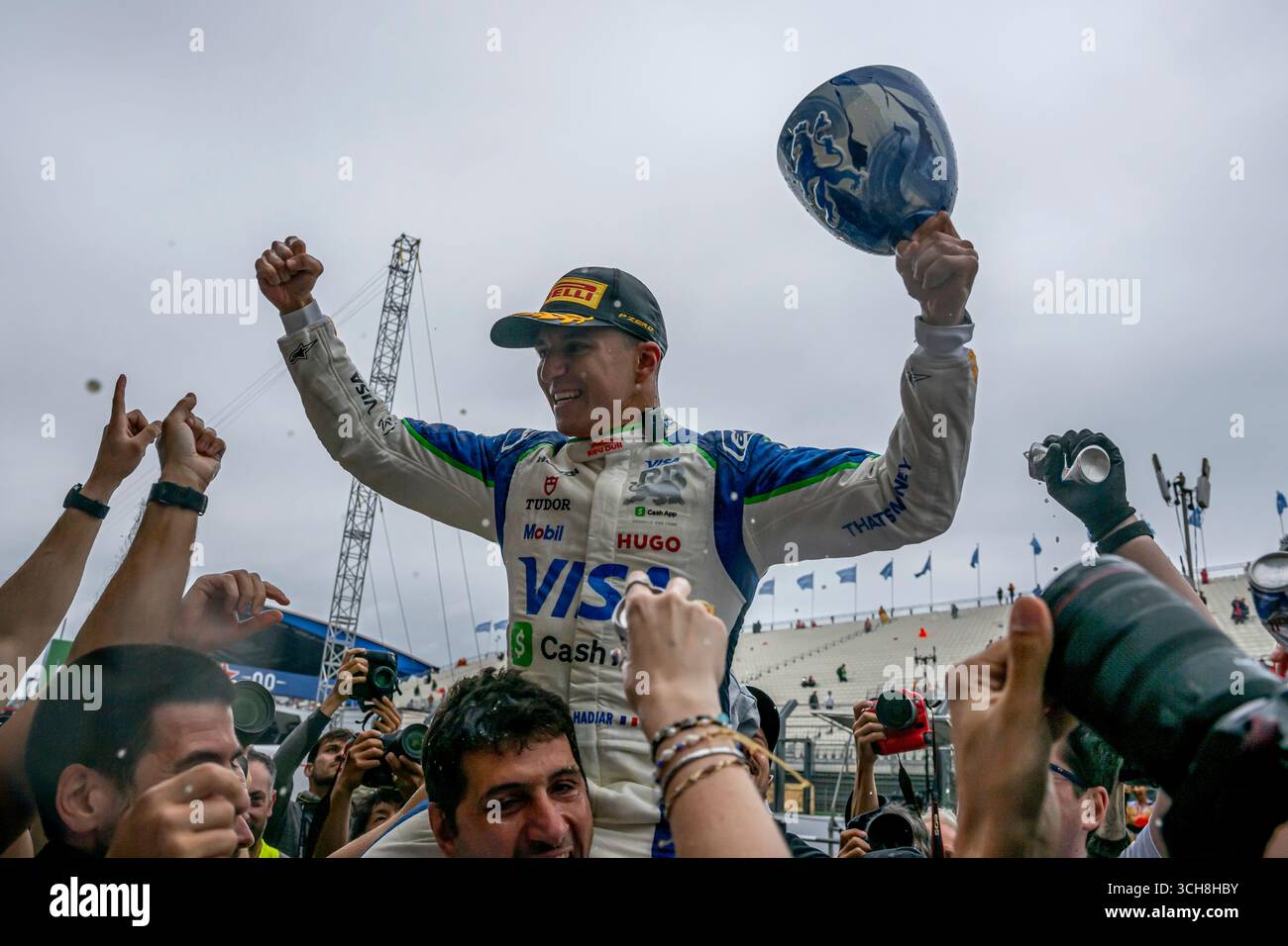 Zandvoort, pays-Bas, 31 août 2025, Isack Hadjar, de France, concourt pour Racing Bulls. La journée du Grand Prix des pays-Bas 2025, qui a lieu à Zandvoort, aux pays-Bas. Crédit : Michael Potts/Alamy Live News Banque D'Images