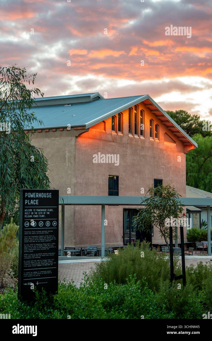 Powerhouse place à Mildura, Victoria, Australie est une ancienne centrale redessinée par le public Realm Lab Banque D'Images