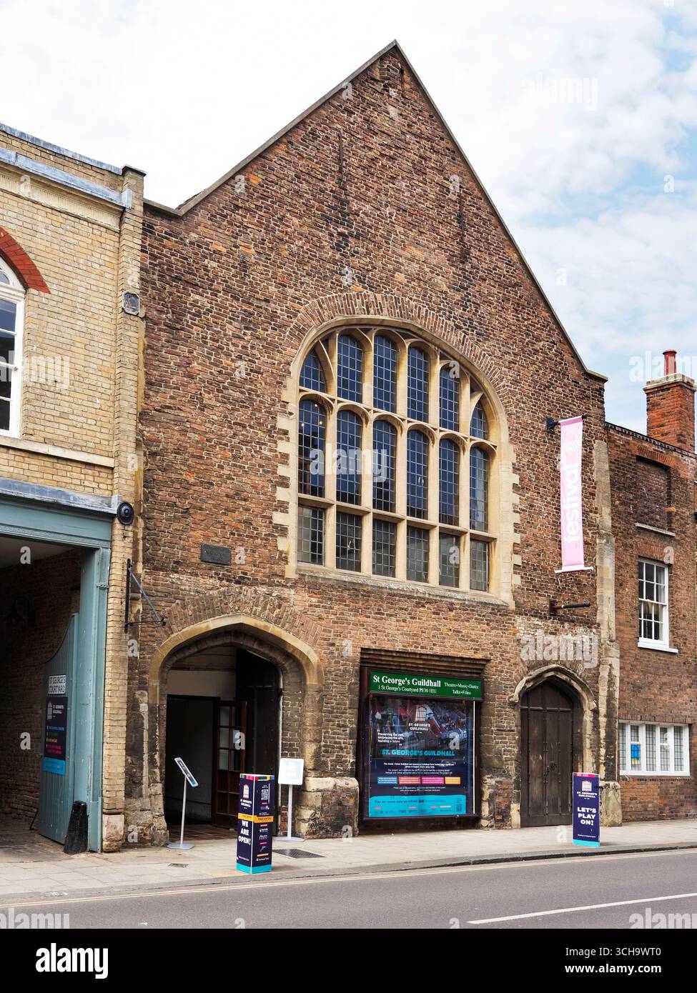 Le Guildhall de St George le plus ancien théâtre en activité au Royaume-Uni sur King Street à Kings Lynn Norfolk Angleterre Banque D'Images