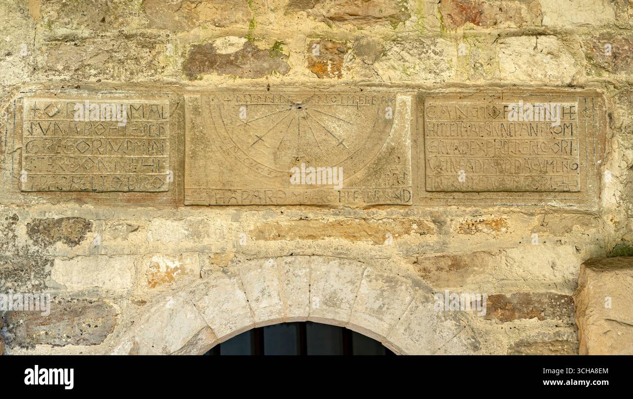 Anglo-Saxon, cadran solaire, composé Gregory's Minster, rare feature, Church, précieux, historique, information, sud, porte, xviiie siècle, porche, milieu du xie siècle de notre ère Banque D'Images