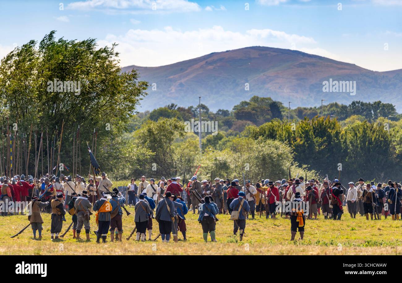 Worcestershire, Angleterre-août 25 2025 : Sealed Knot reconstruction de la plus grande et dernière bataille de la guerre civile anglaise à Worcester, en 1651, betwe Banque D'Images