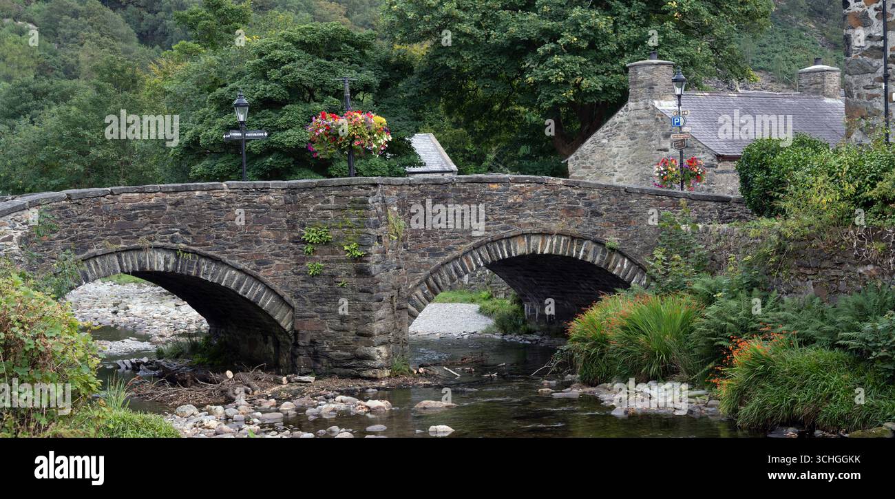 Beddgelert Bridge - Colwyn Road Bridge - Beddgelert, Gwynedd, pays de Galles du Nord, pays de Galles, Royaume-Uni - site de beauté galloise Banque D'Images