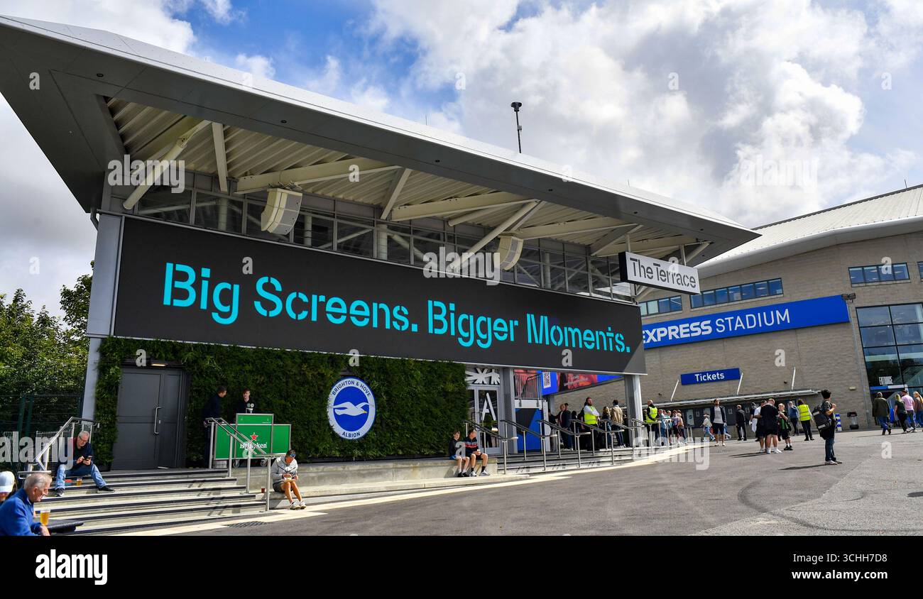 The Terrace bar au premier League match entre Brighton et Hove Albion et Manchester City au American Express Stadium , Brighton , Royaume-Uni - 31 août 2025 photo Simon Dack / images téléphoto usage éditorial seulement. Pas de merchandising. Pour Football images, les restrictions FA et premier League s'appliquent inc. aucune utilisation d'Internet/mobile sans licence FAPL - pour plus de détails, contactez Football Dataco Banque D'Images