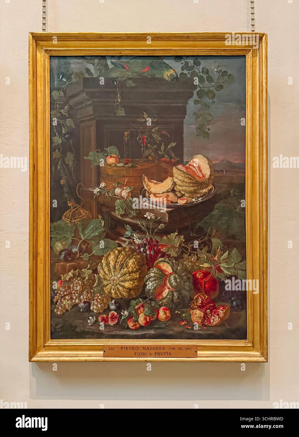 CITÉ DU VATICAN, ROME, ITALIE - 02 AOÛT 2025 peinture de natures mortes Fiori e Frutta, par Pietro Navarra, fin du XVIIe siècle. Affichage vibrant de fleurs et F. Banque D'Images