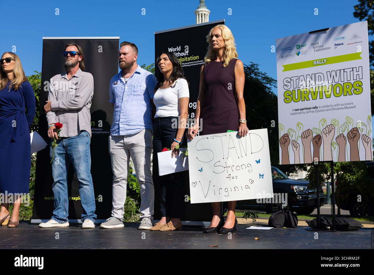 Washington, États-Unis. 03 septembre 2025. La famille de Virginia Giuffre, qui s'est suicidée en 2025 après s'être exprimée contre Jeffrey Epstein et Ghislaine Maxwell, lors d'un rassemblement sur Capitol Hill à Washington, DC le mercredi 3 septembre 2025. Les femmes se sont rassemblées pour réclamer justice alors que le Epstein Files Transparency Act est poussé par le Congrès par les représentants Ro Khanna (d-CA) et Thomas Massie (R-KY). Photo par Anna Rose Layden/UPI crédit : UPI/Alamy Live News Banque D'Images