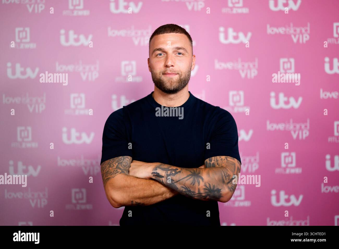 Reality-TV-Darsteller Filip Pavlovic BEI der Premiere der neuen Staffel der Dating-Show Love Island VIP im CineNova Kino - die neue Staffel wird ab dem 11. Septembre BEI RTL2 ausgesetrahlt. Köln, 03.09.2025 NRW Deutschland *** L'acteur de télé-réalité Filip Pavlovic à la première de la nouvelle saison de l'émission Love Island VIP au cinéma CineNova la nouvelle saison sera diffusée sur RTL2 à partir du 11 septembre Cologne, 03 09 2025 NRW Allemagne Copyright : xChristophxHardtx Banque D'Images