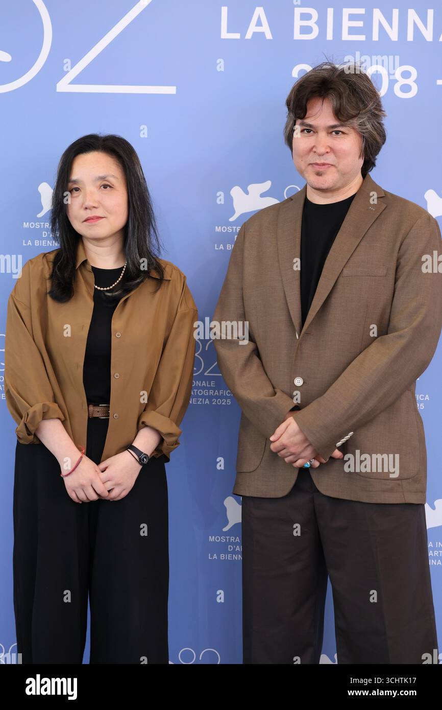 Venise, Italie. 03 septembre 2025. Jia Zhao - productrice, et Aboozar Amini - réalisateur KABOUL, ENTRE PRIÈRES photocall, 82ème Festival International du film de Venise, Venise, Italie - 03 septembre 2025. CAP/GED © GED/Capital Pictures crédit : Capital Pictures/Alamy Live News Banque D'Images