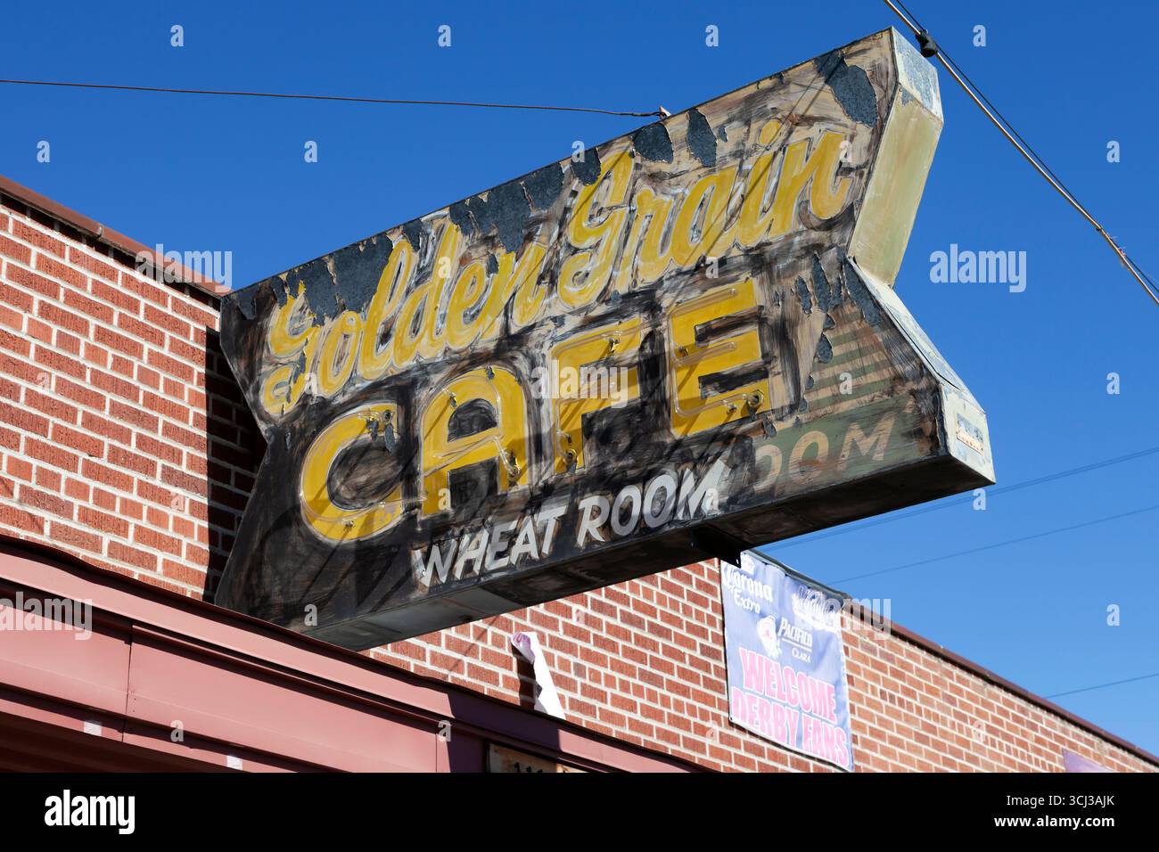 Signalisation pour le Golden grain Cafe et la salle Wheat à Lind, Washington. Banque D'Images