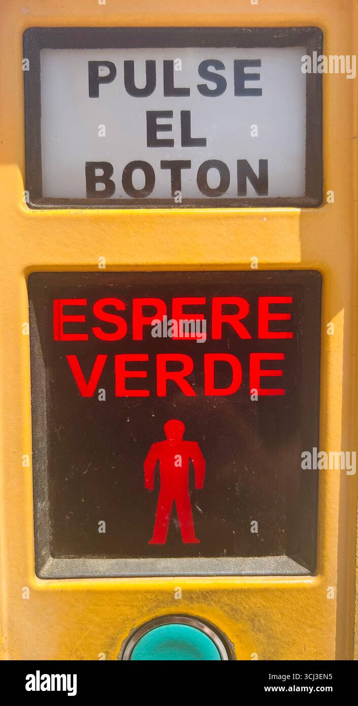 Appuyez sur le bouton - Image de stock capturée avec un smartphone