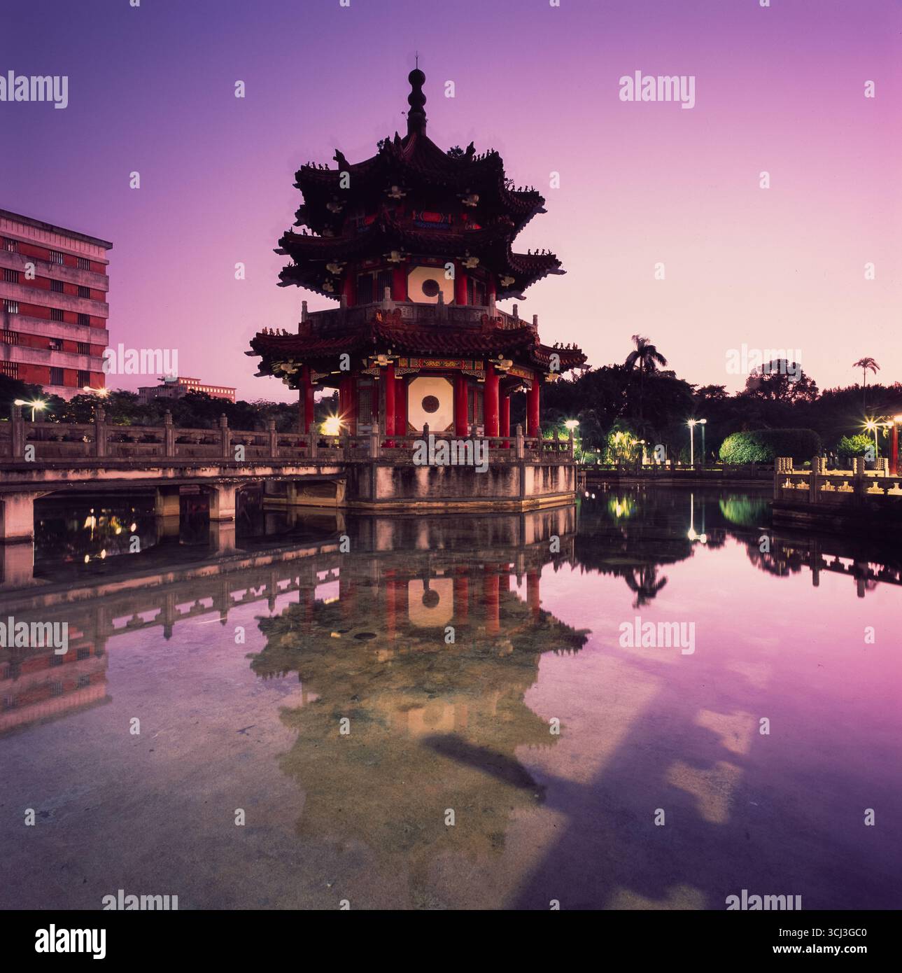 Pagode au 228 Peace Memorial Park, Taipei Banque D'Images