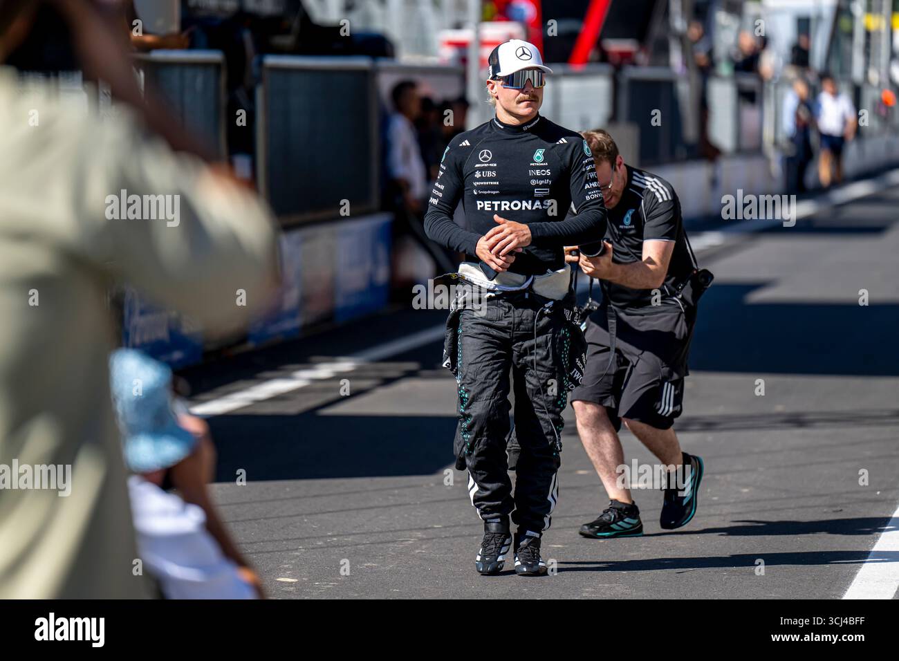 Monza, Italie, 04 septembre 2025, Valtteri Bottas, finlandais, concourt pour Mercedes. Le Grand Prix d'Italie 2025 The Build Up, qui se déroule à Monza, en Italie. Crédit : Michael Potts/Alamy Live News Banque D'Images