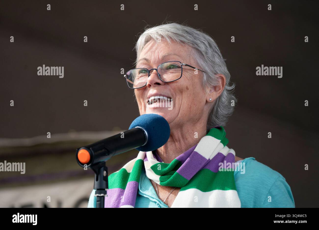 Tracy Edwards MBE lors du rassemblement d’un parlement écossais par le groupe de femmes pour les femmes Écosse souligne le retard dans la mise en œuvre de la décision de la Cour suprême Banque D'Images