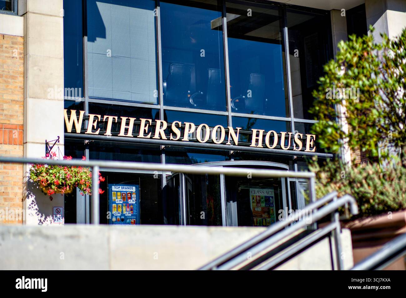 Wetherspoon House, siège social de British Pub Company, Watford, Hertfordshire, Angleterre, Royaume-Uni Banque D'Images