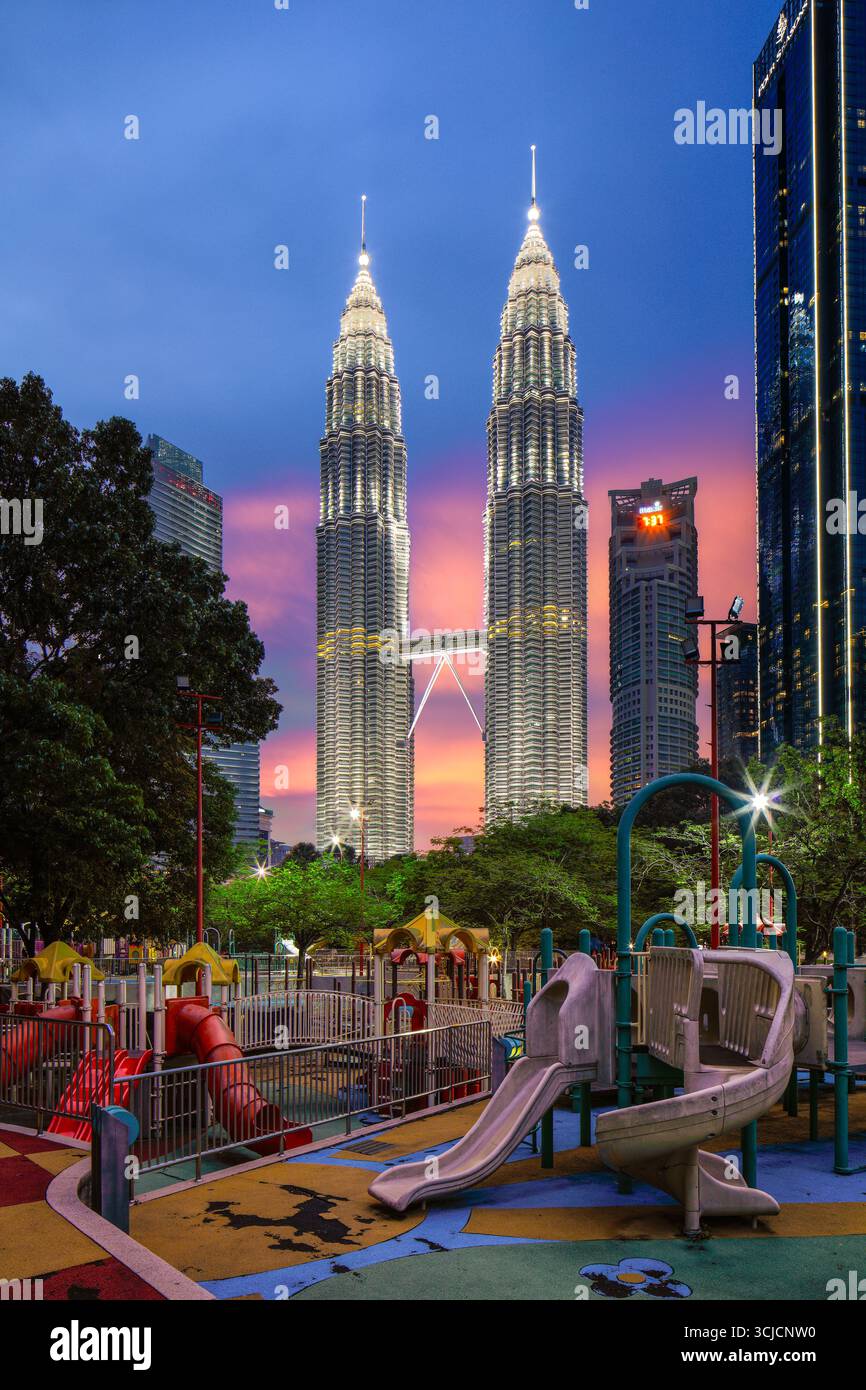 Une soirée au KLCC Park, Kuala Lumpur, Malaisie Banque D'Images