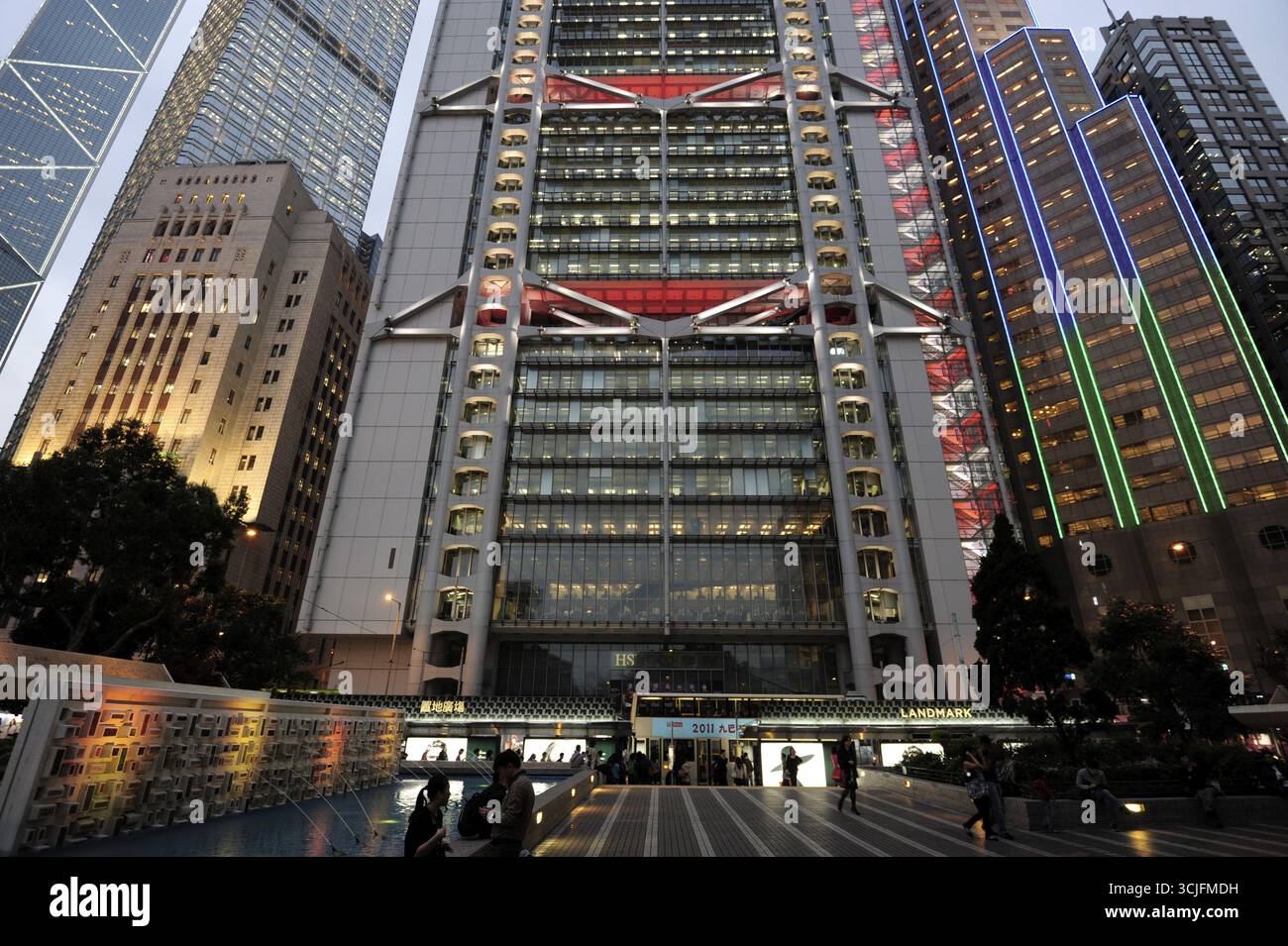 HSBC Bank main Building at Statue Square, Chung Wan, Central District, Hong Kong Island, Hong Kong, Chine Banque D'Images