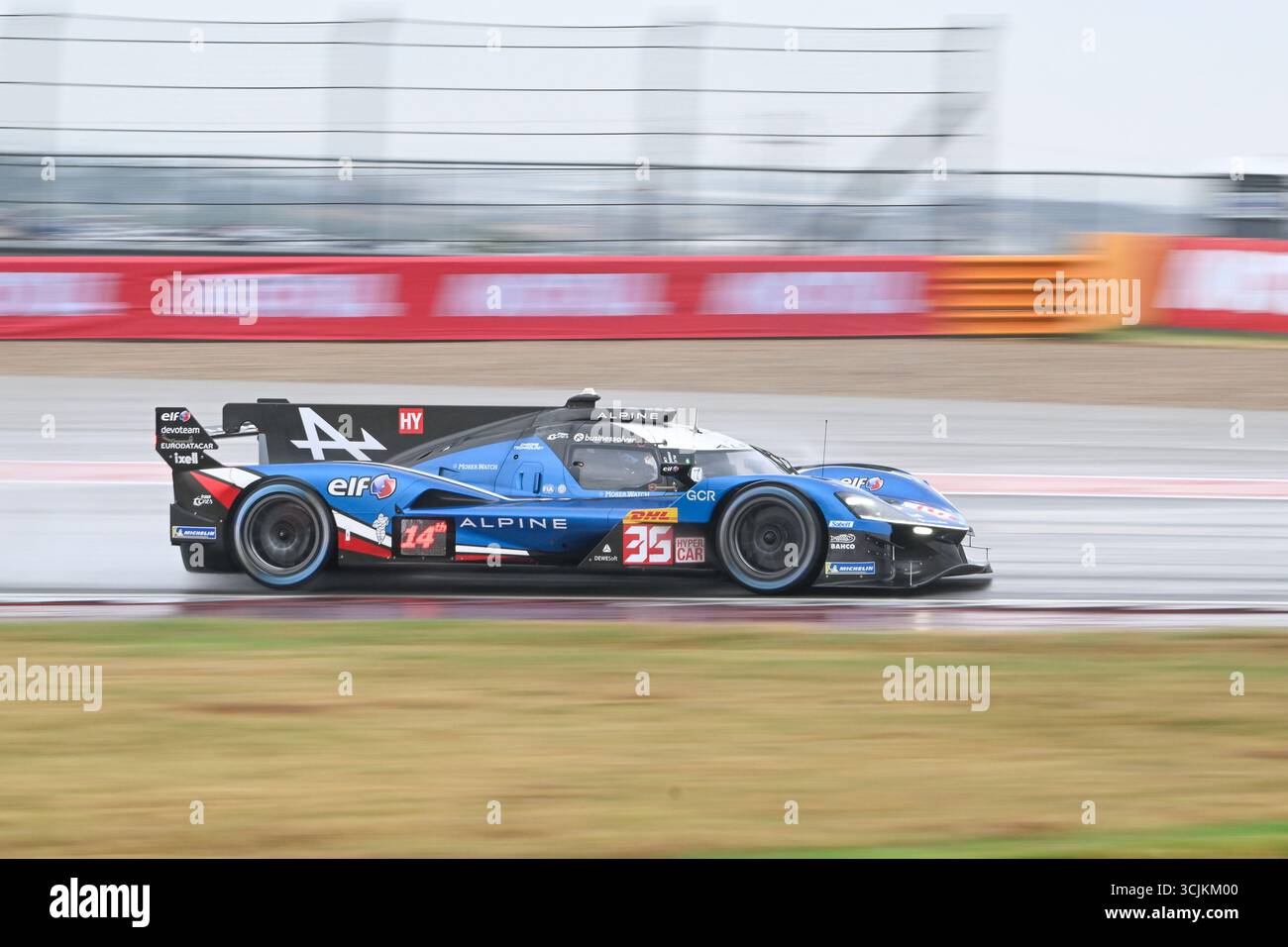 AUSTIN, TX - SEPTEMBER 07: Paul-Loup Chatin of France, Ferdinand Habsburg of Austria and Charles Milesi of France (35) and Alpine Endurance Team enters turn 9 during the FIA World Endurance Championship Lone Star Le Mans on September 7, 2025, at Circuit of the Americas in Austin, Texas. (Photo by Ken Murray/Icon Sportswire) (Icon Sportswire via AP Images) Banque D'Images