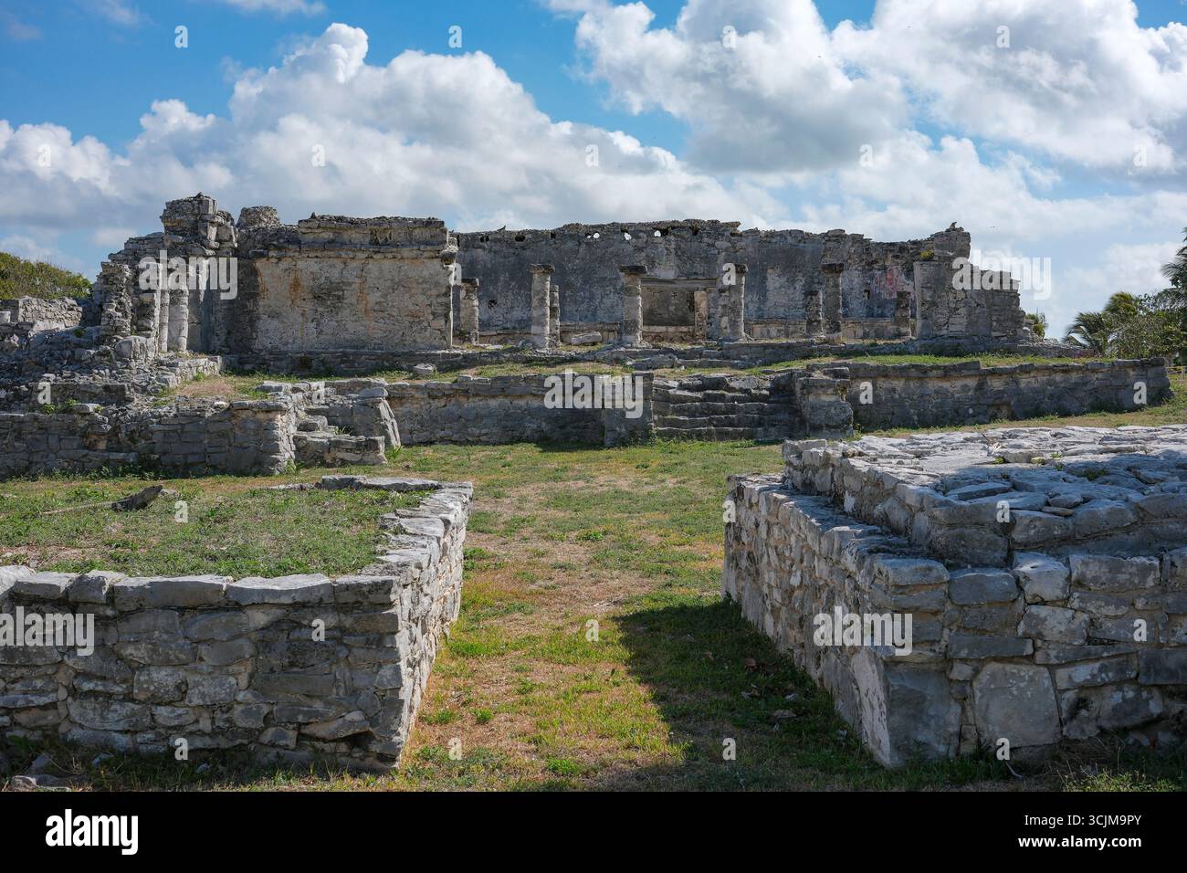 Tulum, Mexique - 19 mai 2025 : site archéologique de Tulum à Quintana Roo, Mexique. Banque D'Images