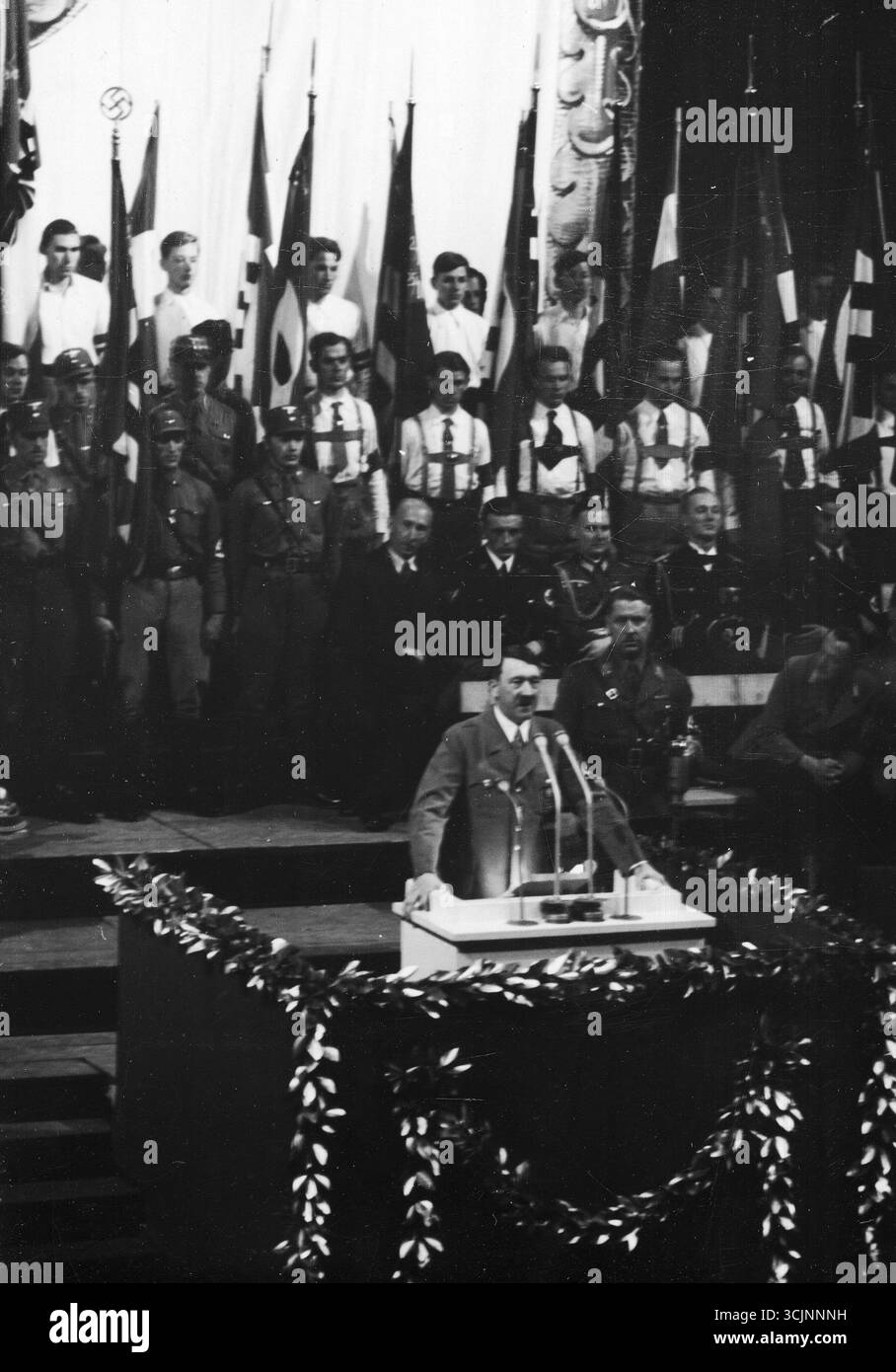 Adolf Hitler parle au grosses Festspielhaus, 1938 Banque D'Images