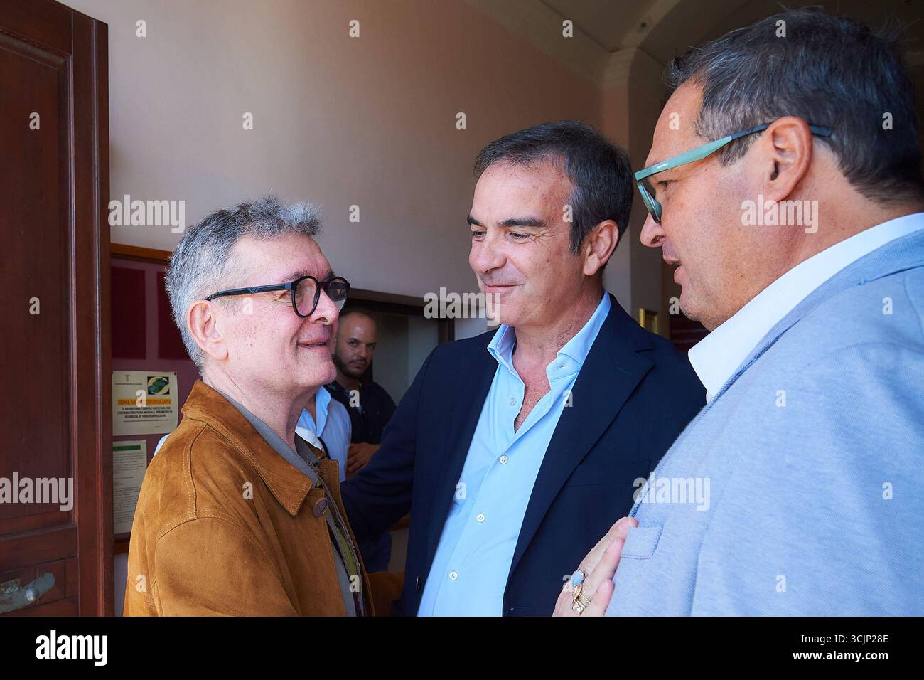 News - Matteo Salvini ouvre la campagne électorale de la Lega en Calabre pour les élections régionales avec Roberto Occhiuto e Claudio Durigon Roberto Occhiuto Claudio Durigon et Nino Sperli pendant Matteo Salvini ouvre la campagne électorale de la Lega en Calabre pour les élections régionales avec Roberto Occhiuto e Claudio Durigon, News in Catanzaro, Italie, septembre 08 2025 Catanzaro Parco biodiversita medea Michele Traversa Italie Copyright Livixixeax 2014761 Banque D'Images