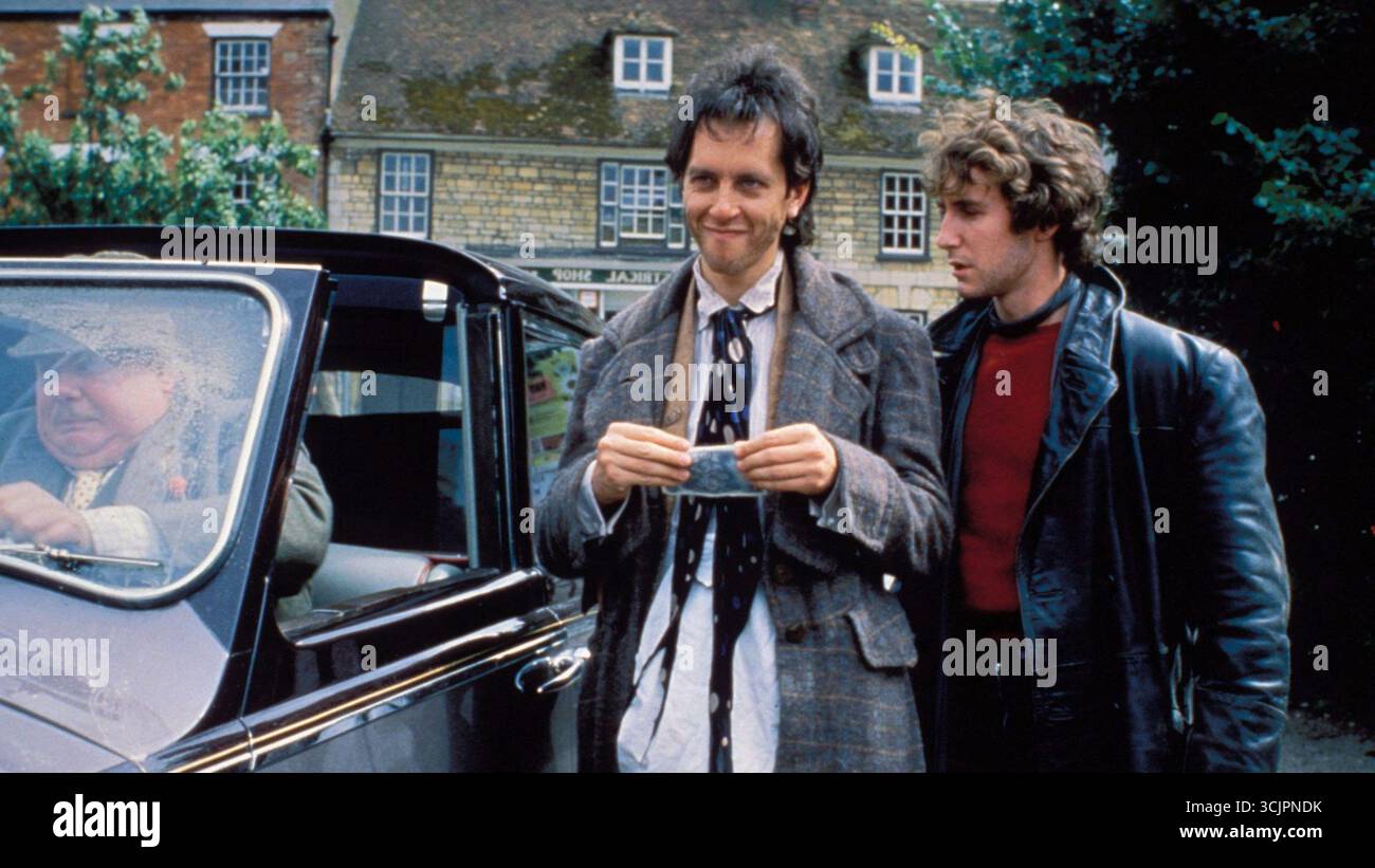 RICHARD E. GRANT, RICHARD GRIFFITHS ET PAUL MCGANN DANS WITHNAIL AND I (1987), RÉALISÉ PAR BRUCE ROBINSON. Copyright : usage éditorial uniquement. Pas de merchandising ou de couvertures de livres. Il s'agit d'un document distribué publiquement. Droits d'accès uniquement, aucune licence de copyright fournie. À reproduire uniquement dans le cadre de la promotion de ce film. Crédit : FILMS FAITS MAIN / album Banque D'Images