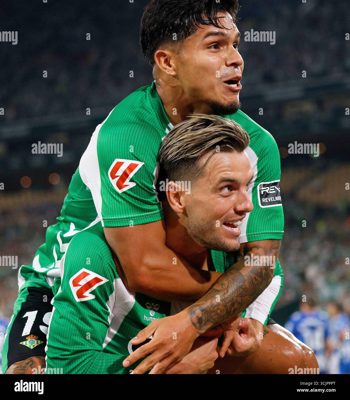 Séville, le 22 août 2025. La deuxième journée de l'EA Sports League s'est jouée au stade la Cartuja entre Real Betis et Deportivo Alavés, avec le score de 1-0 en faveur de Betis. Photo : Manuel Gómez. ARCHSEV. Crédit : album / Archivo ABC / Manuel Gómez Banque D'Images