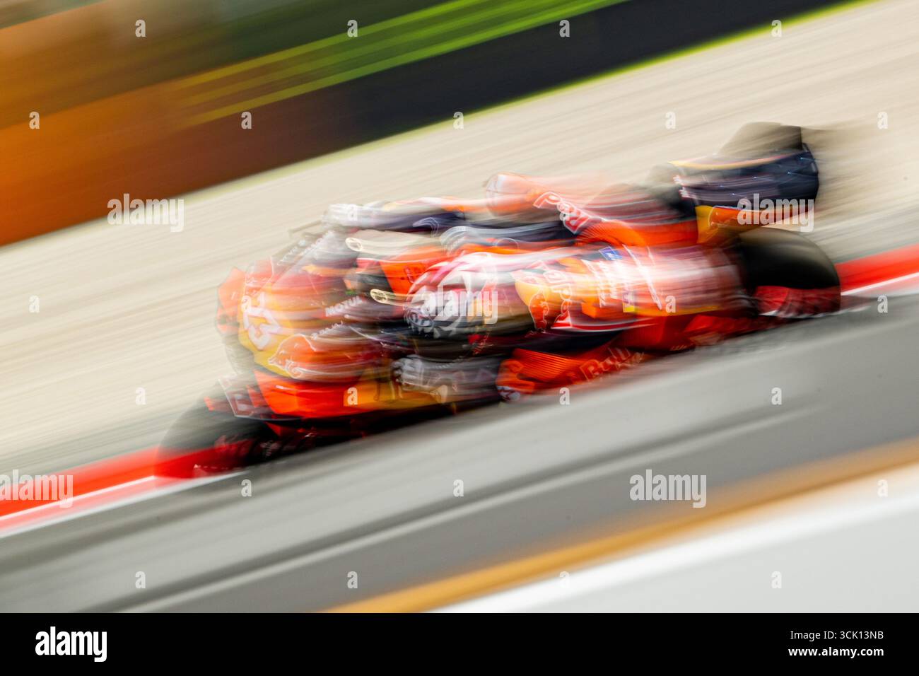 Barcelone, Espagne. Circuit de Barcelona Catalunya. 07 septembre 2025 jour de la course. Moto GP Enea Bastianini (23 ans) de Red Bull KTM Tech3 lors du MotoGP Gran Premi Monster Energy de Catalunya.MotoGP 5-6-7 Sep 2025, au circuit de Barcelona-Catalunya à Barcelone, Espagne. Banque D'Images