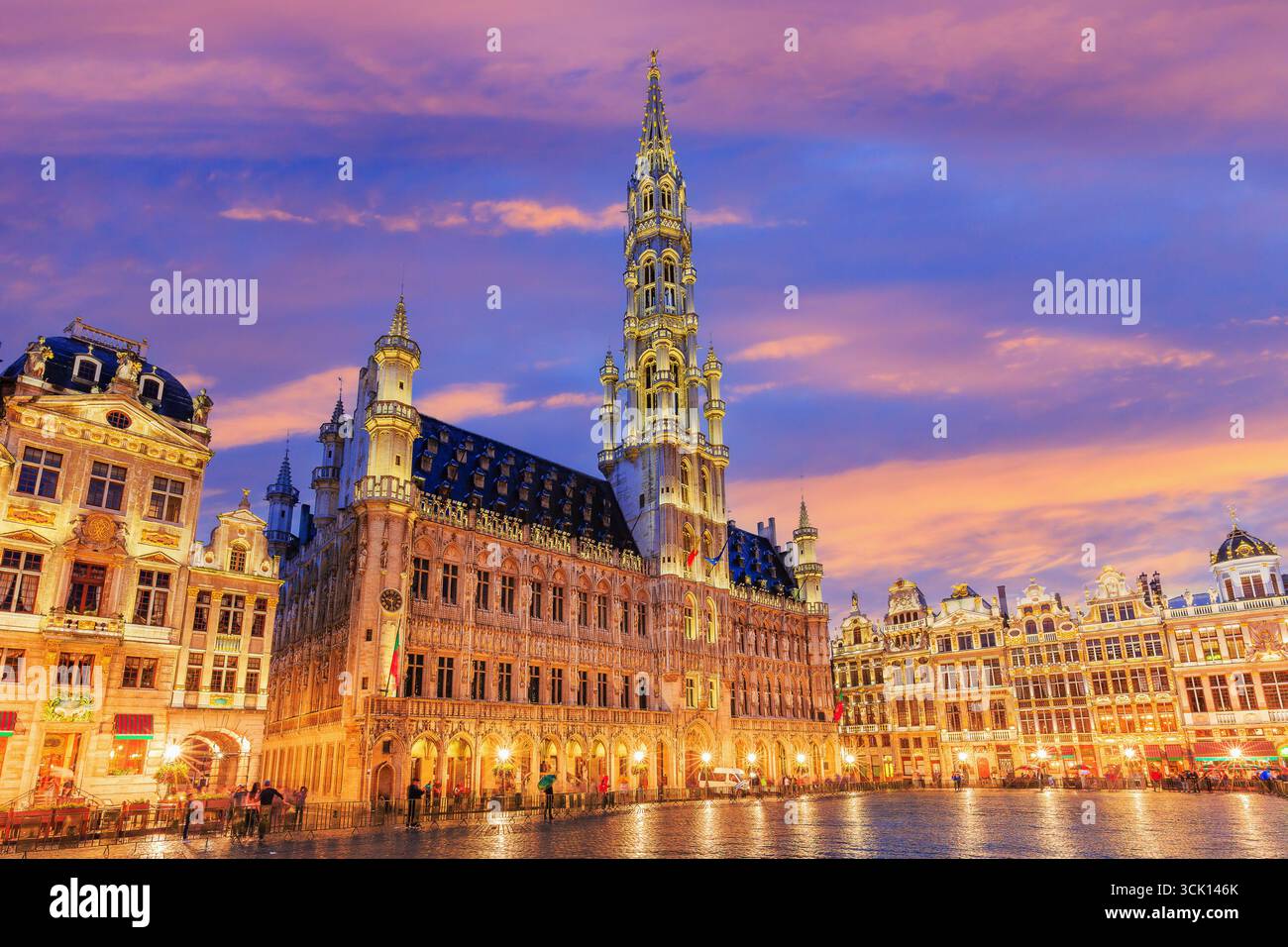 Bruxelles, Belgique. La Grand Place. Place du Marché entourée de halls de guilde. Banque D'Images