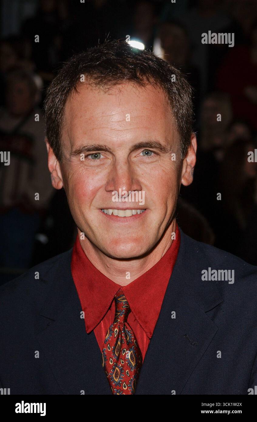 PASADENA, CALIFORNIE, États-Unis : Mark Moses assiste à la 31e cérémonie annuelle des People's Choice Awards au Pasadena Civic Auditorium de Pasadena, Californie, le 9 janvier 2005. © Lee Roth / Roth Stock Archives Banque D'Images