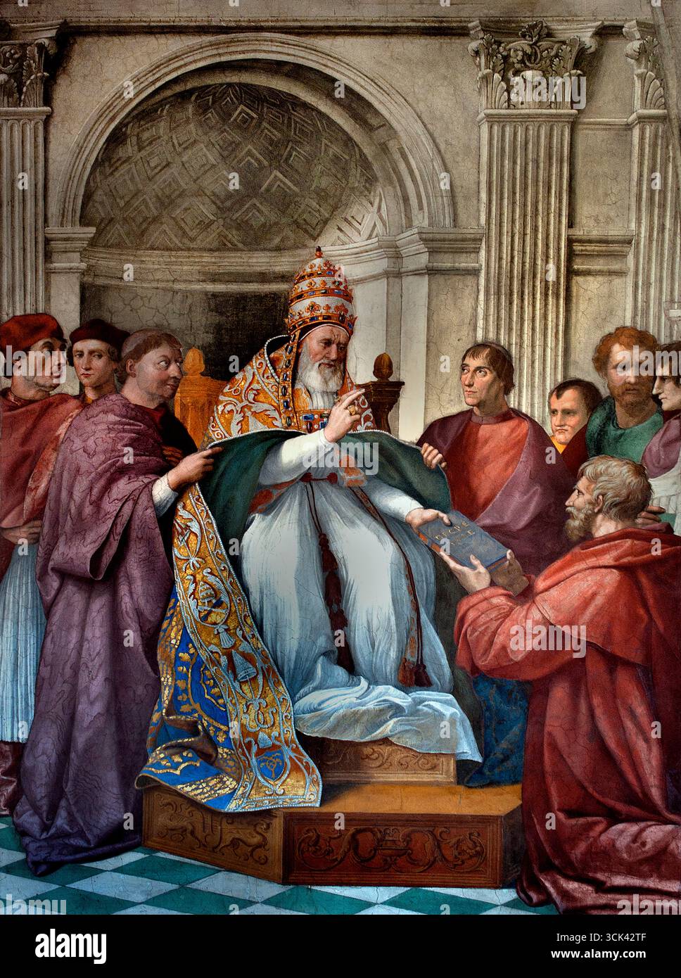 La prestation de l'Décrétales au Pape Grégoire IX, une fresque murale dans la Chambres de Raphaël. La peinture représente le Pape Grégoire IX de la commande, en 1230, son aumônier et confesseur, saint Raymond de Pennafort (Peñaforte), un Dominicain, pour former une nouvelle collection canonique destinée à remplacer toutes les anciennes collections. Les Chambres de Raphaël (tanze di Raffaello) Raffaello Sanzio da Urbino 1483 - 1520 fresco appartements pontificaux Vatican Rome Italie Banque D'Images