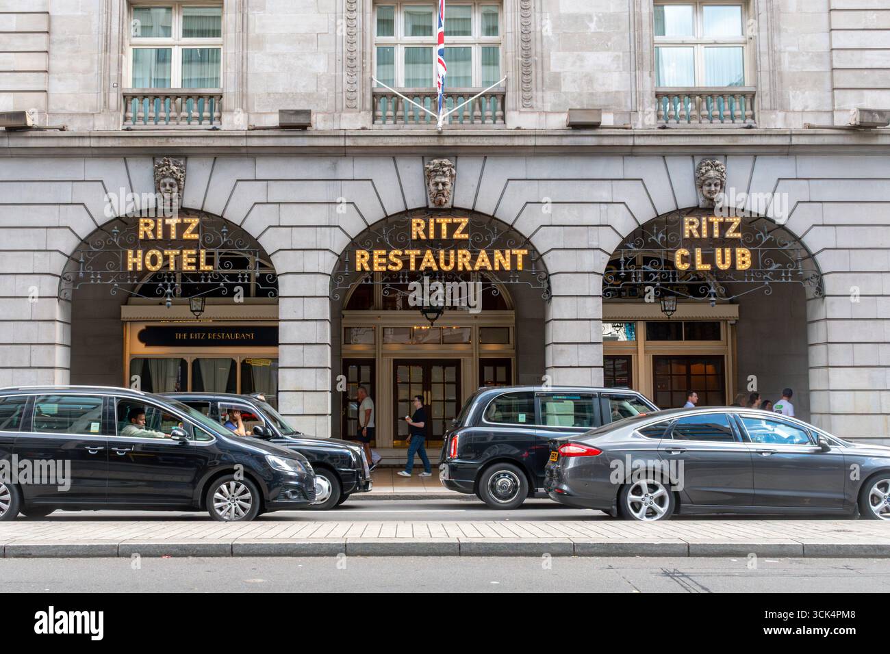The Ritz Hotel, hôtel de luxe haut de gamme sur Piccadilly, Londres, Angleterre, Royaume-Uni Banque D'Images