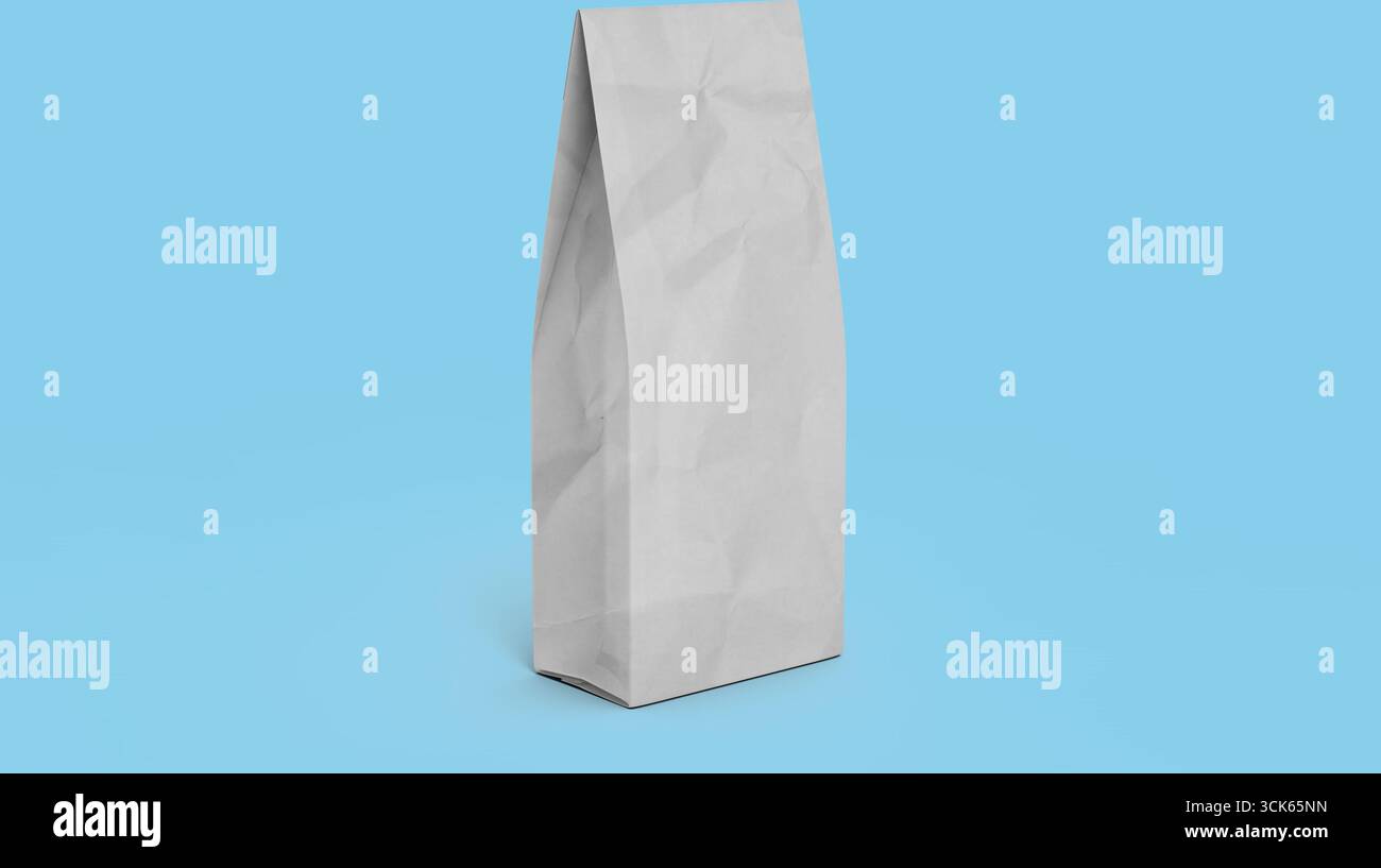 Sac en papier ordinaire froissé, généralement utilisé pour emballer des aliments ou des boissons. Banque D'Images