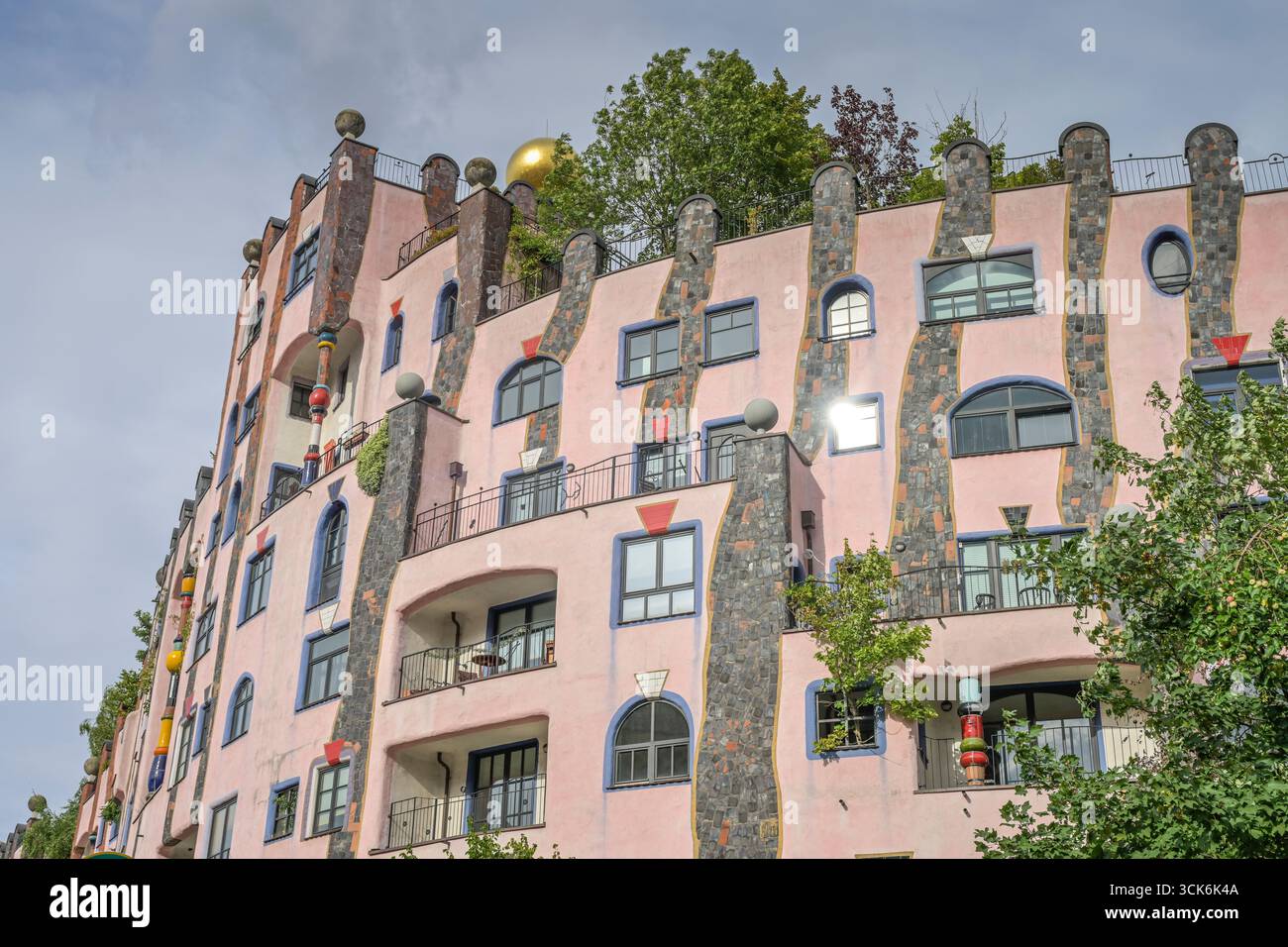 Haus von Friedensreich Hundertwasser Grüne Zitadelle, Breiter Weg, Magdeburg, Sachsen-Anhalt, Deutschland Banque D'Images
