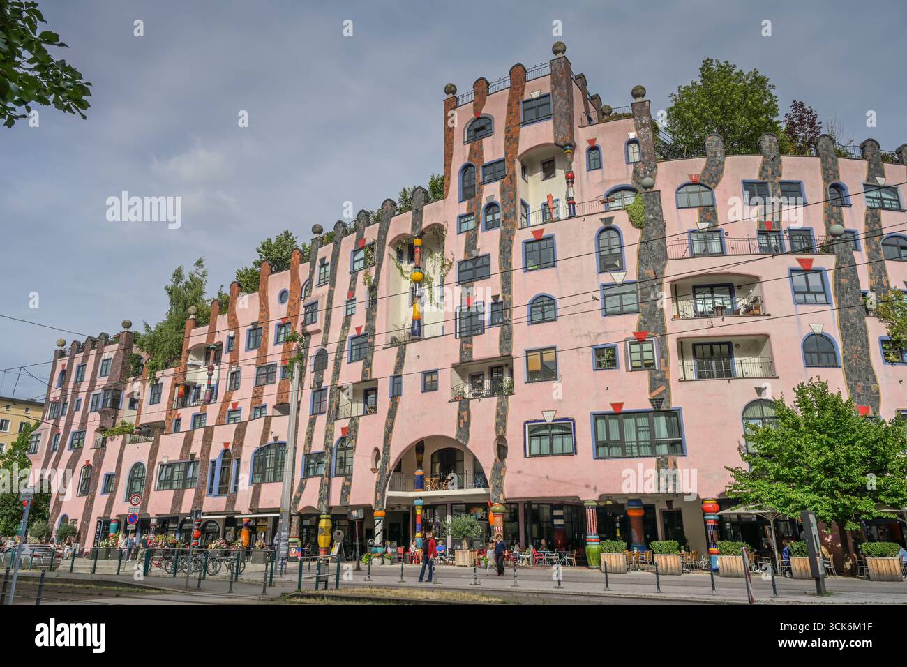 Haus von Friedensreich Hundertwasser Grüne Zitadelle, Breiter Weg, Magdeburg, Sachsen-Anhalt, Deutschland Banque D'Images