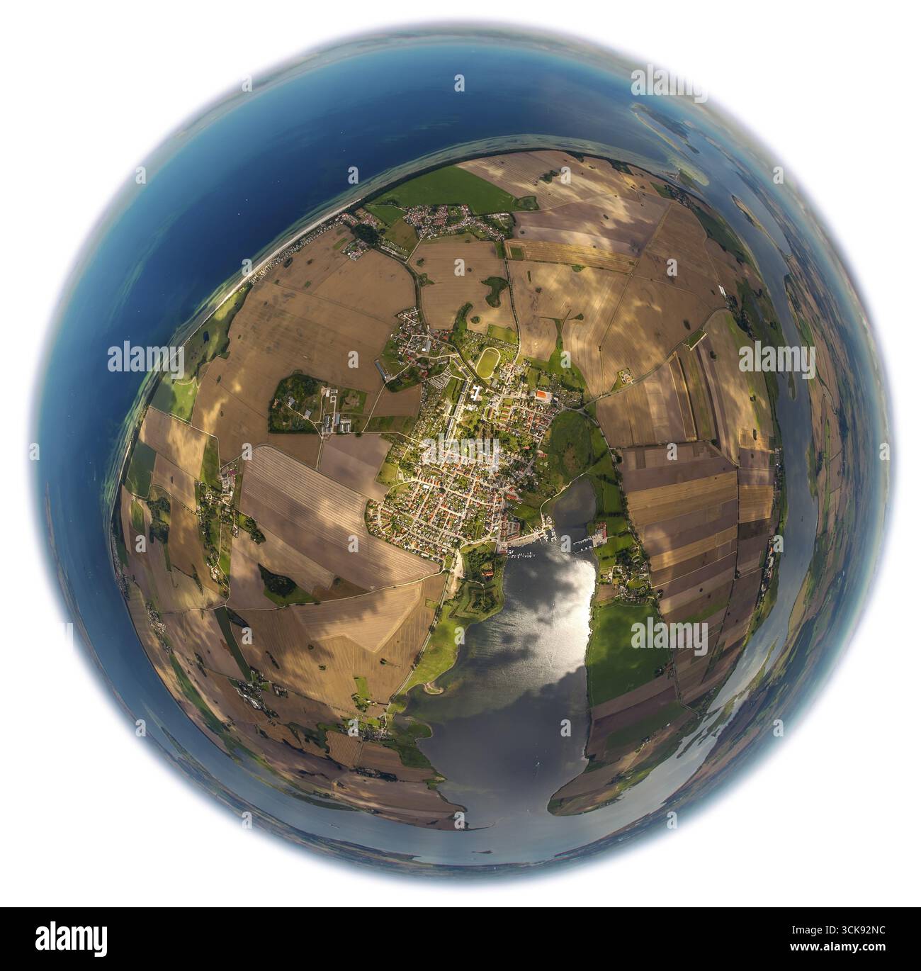 Île de Poel, Kirchdorf, baie de Mecklembourg, mer Baltique, Mecklembourg-Poméranie occidentale, Allemagne, Europe, photo aérienne, vue plongeante, photographie aérienne Banque D'Images