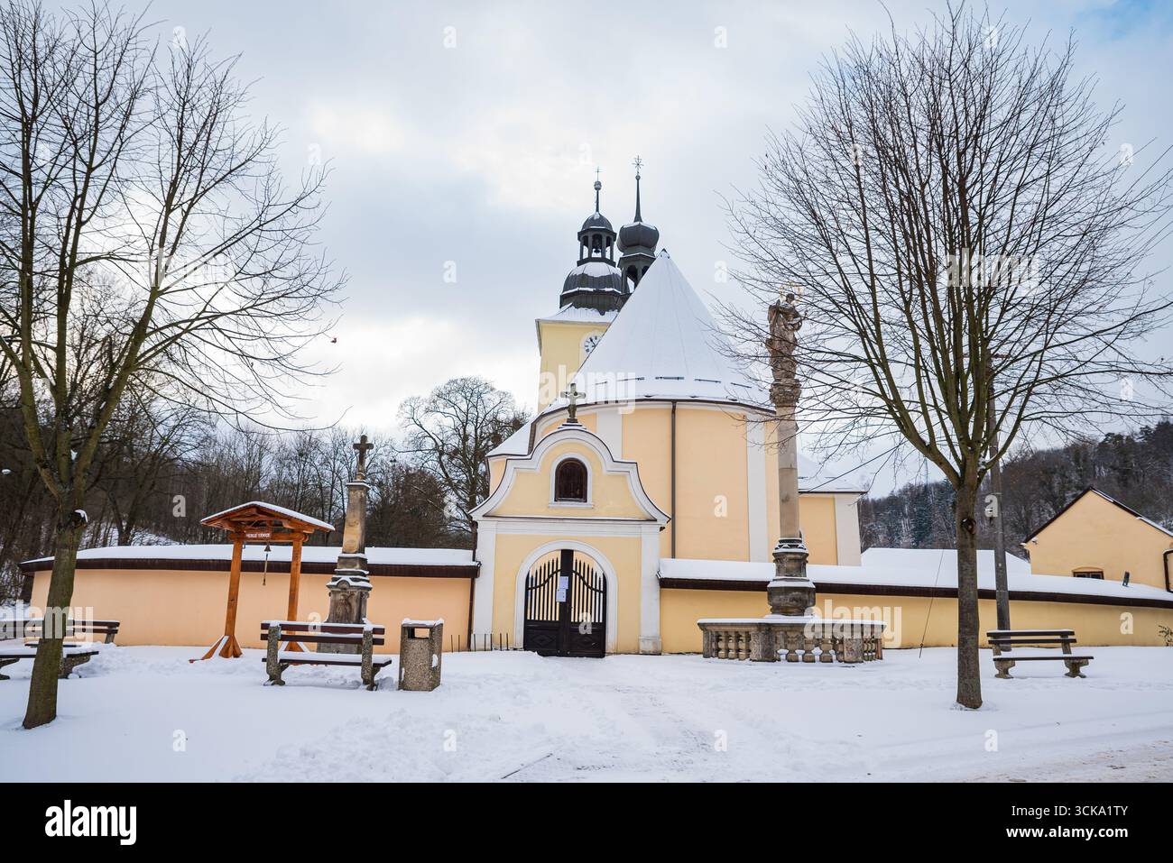 Vendoli, république tchèque - 13 janvier 2025. Andrew s Church - Kostel svateho Ondreje en hiver Banque D'Images