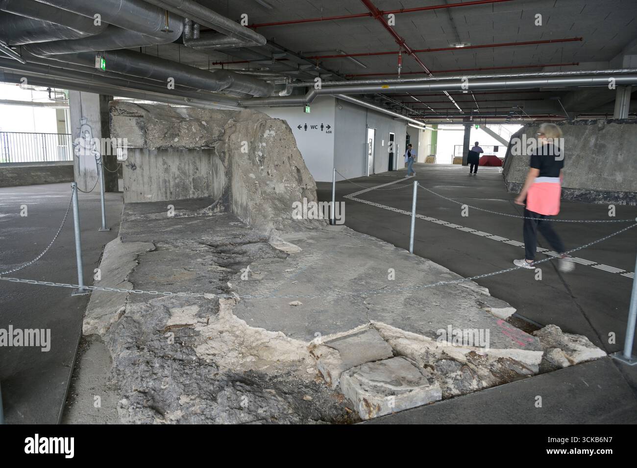 Ausstellung innen, Dachetage, Flakbunker, Feldstraße, Heiligengeistfeld, Hambourg, Deutschland Banque D'Images